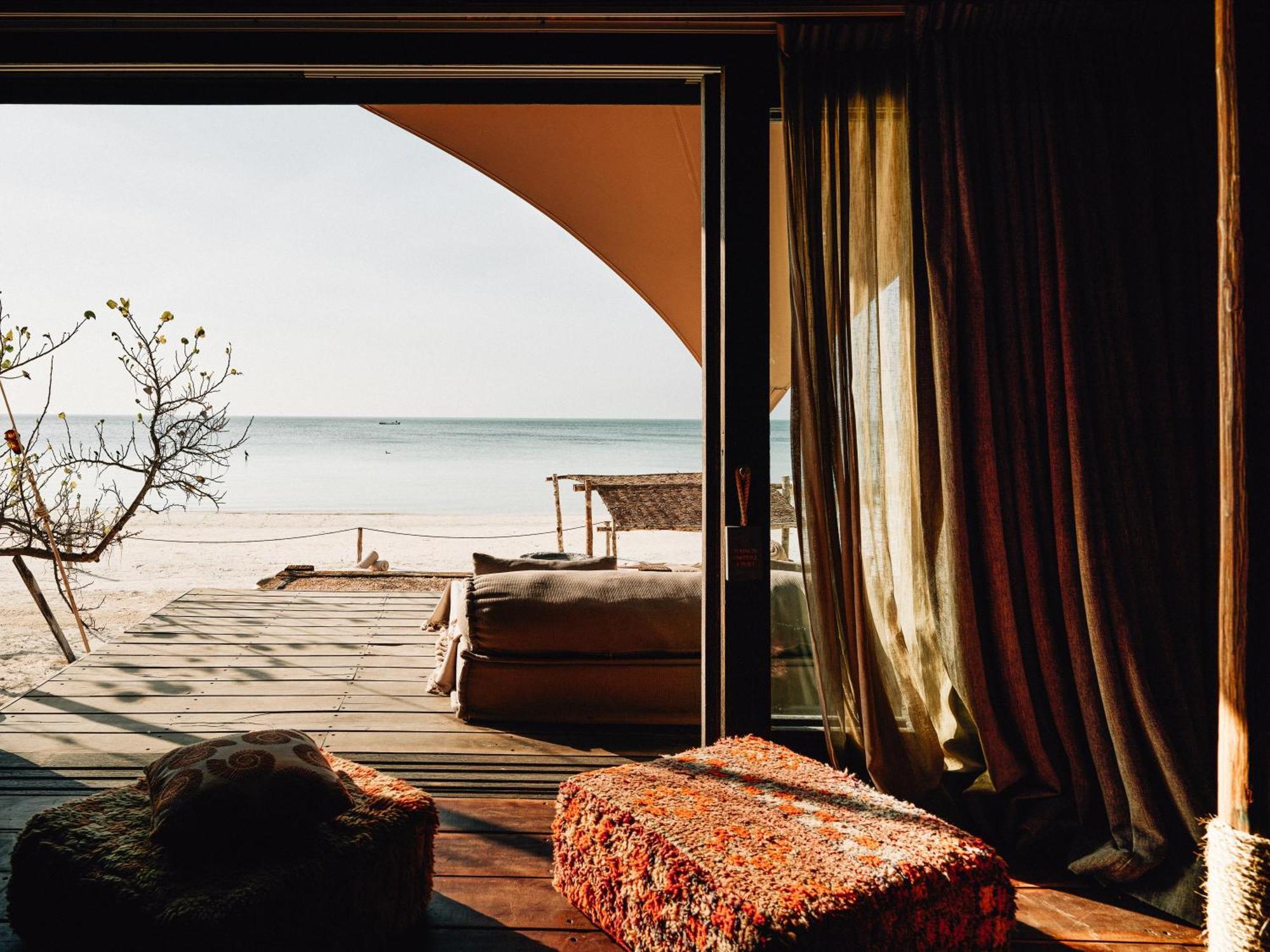 Deluxe Bungalow Sea View,1698749646:JPEG