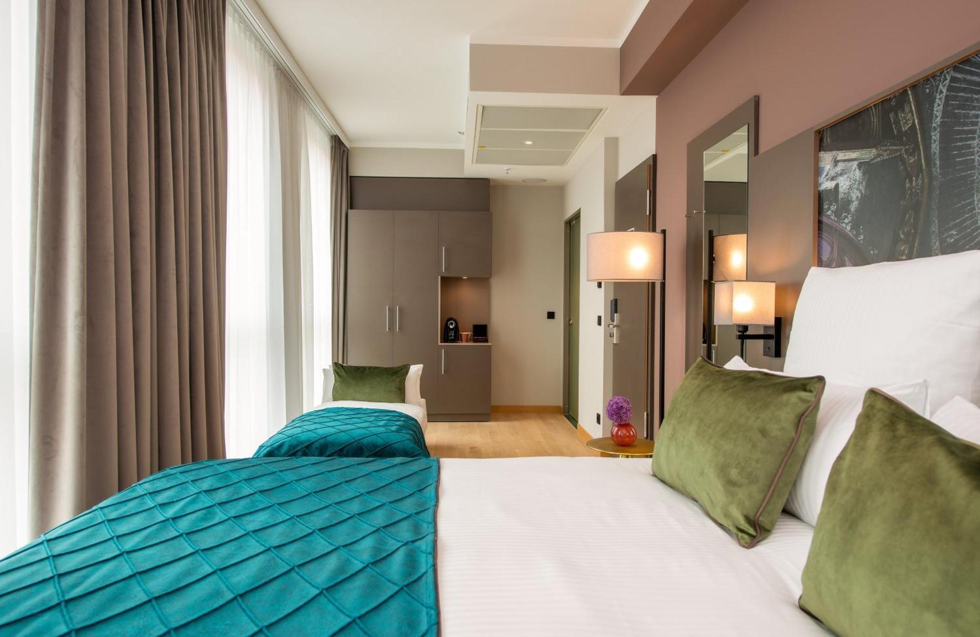 Deluxe Triple Room,1699330288:JPEG