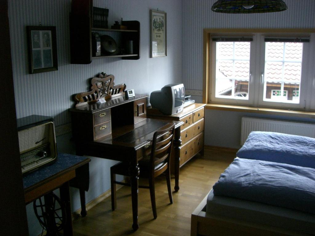 Familienzimmer (4 Erwachsene)