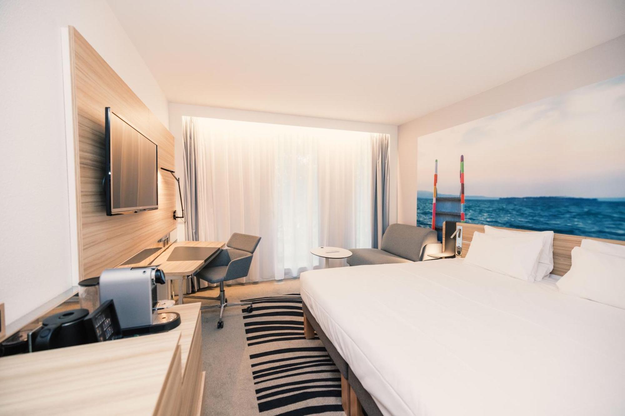 Chambre Exécutive avec 1 Lit Queen-Size et 1 Canapé