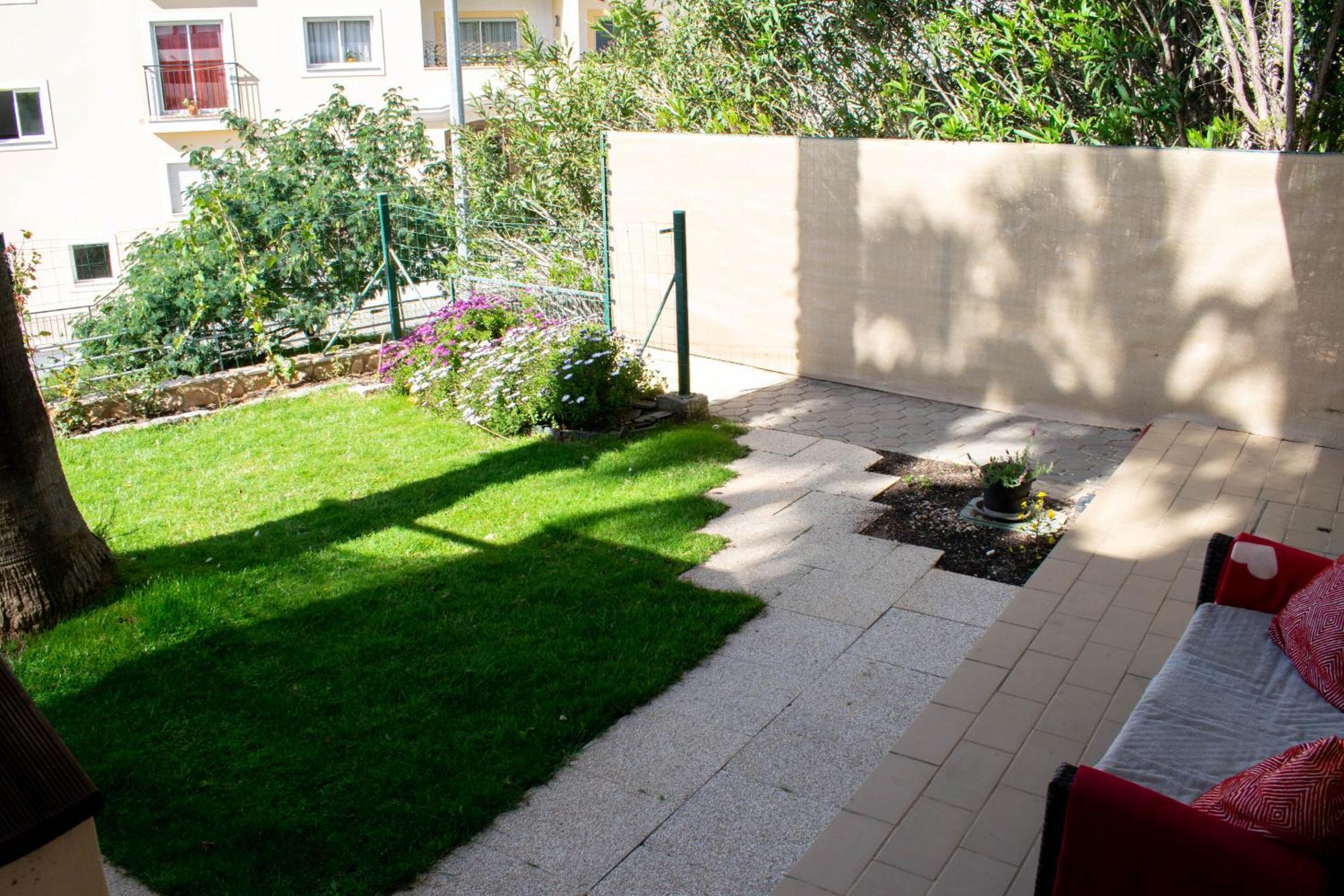 Suíte com Vista do Jardim