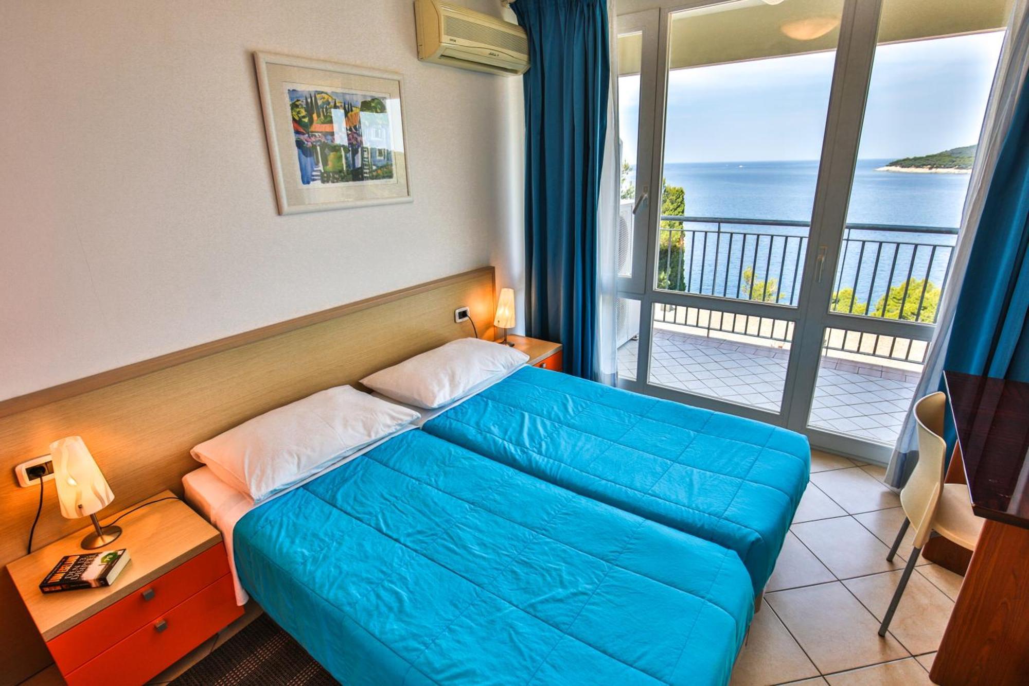 Appartement met 2 Slaapkamers en Uitzicht op Zee