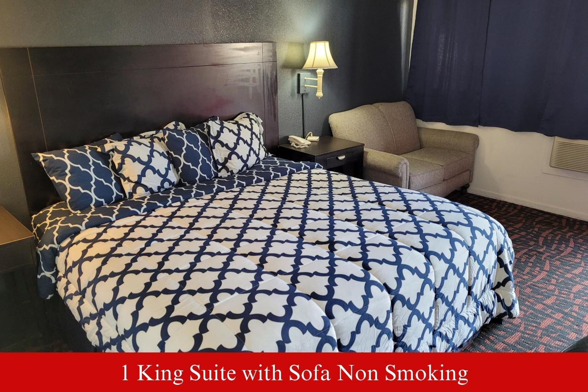 Standard King Room