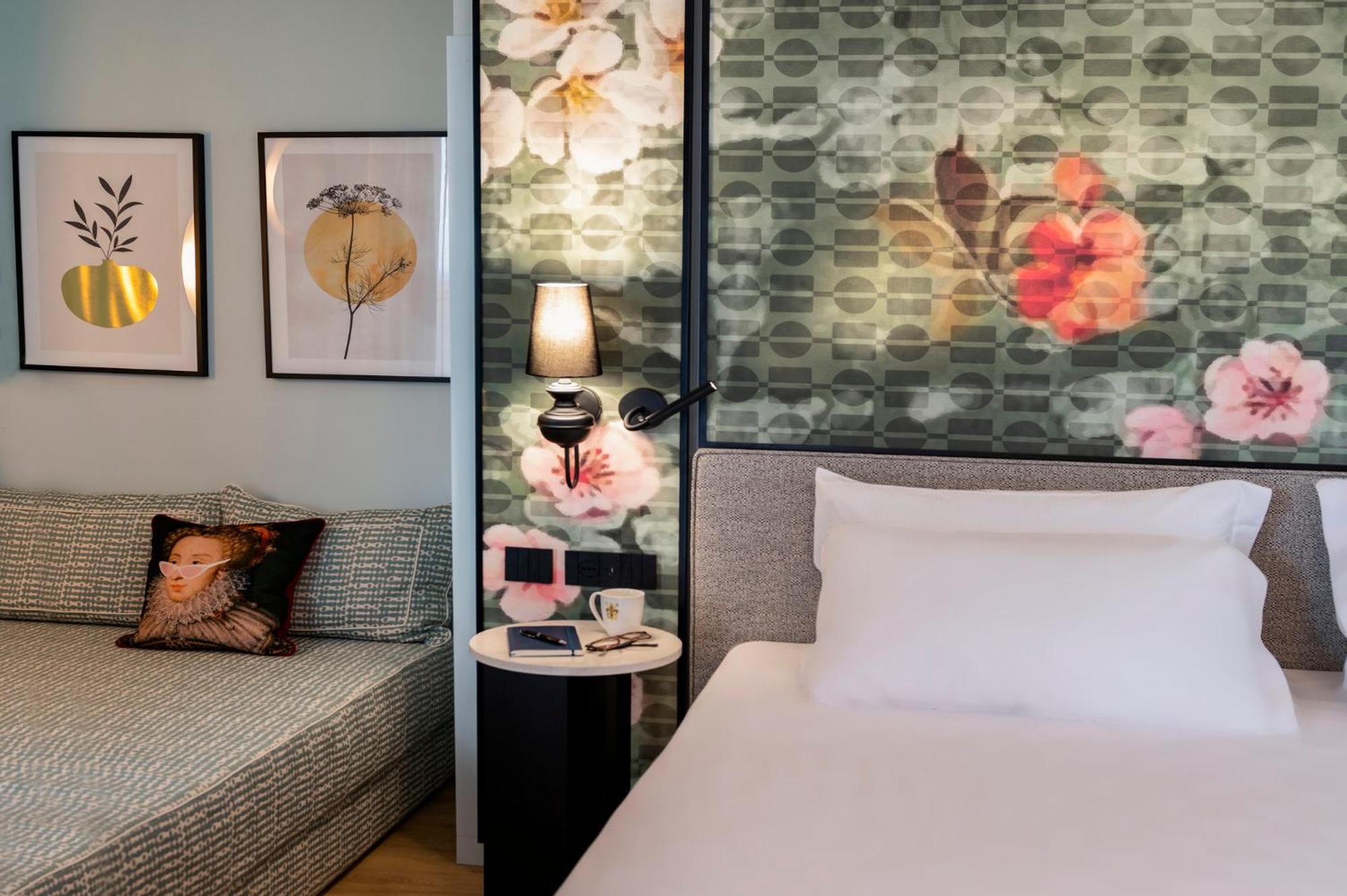 Premium King Room with Sofa Bed,1705924969:JPEG