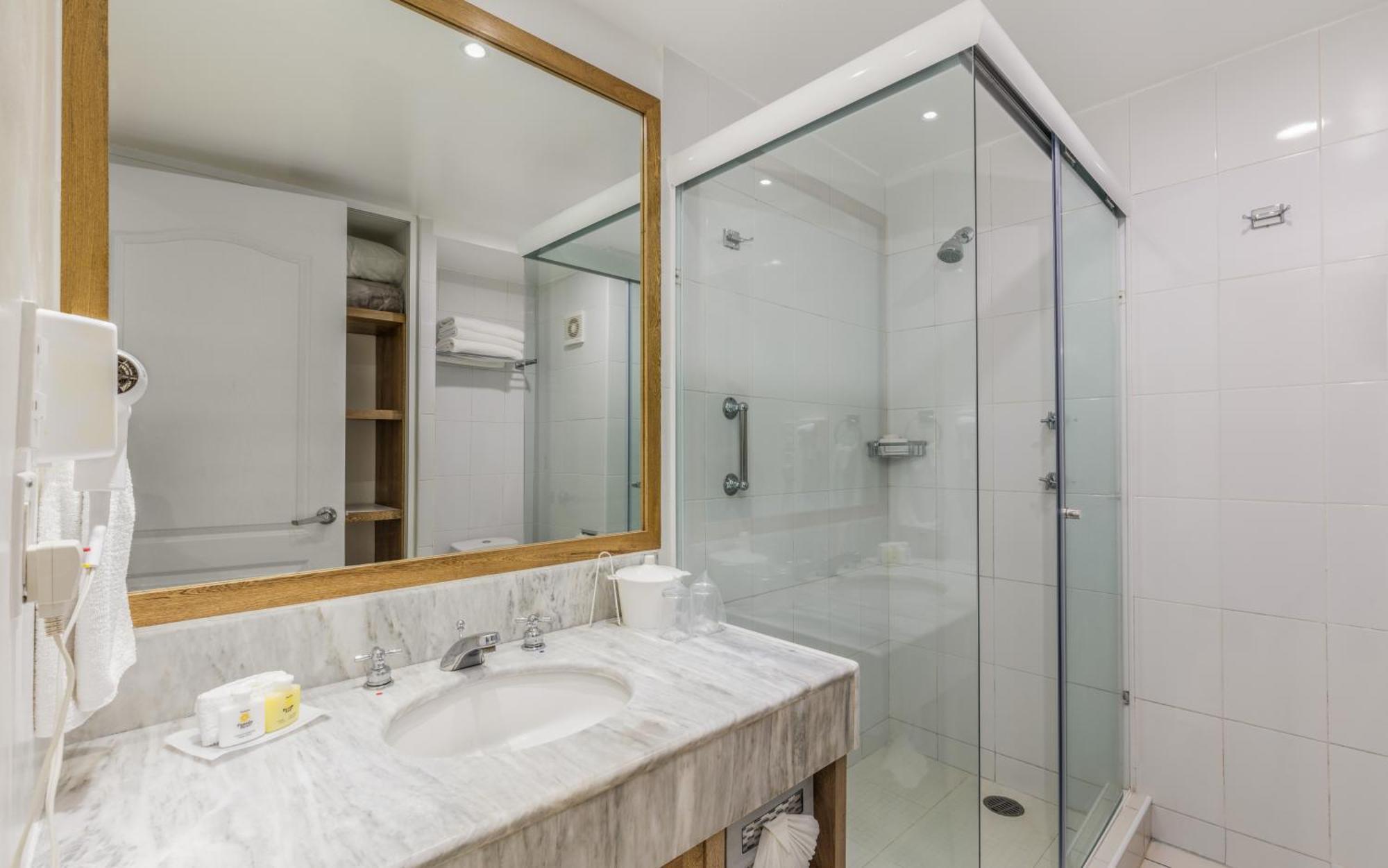 Standard Double Room with Garden View