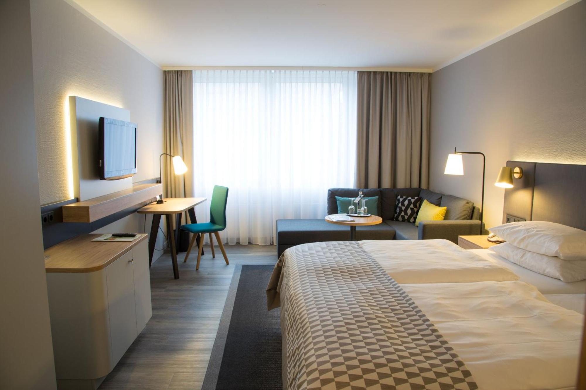 Standard Twin Room,1706100603:JPEG
