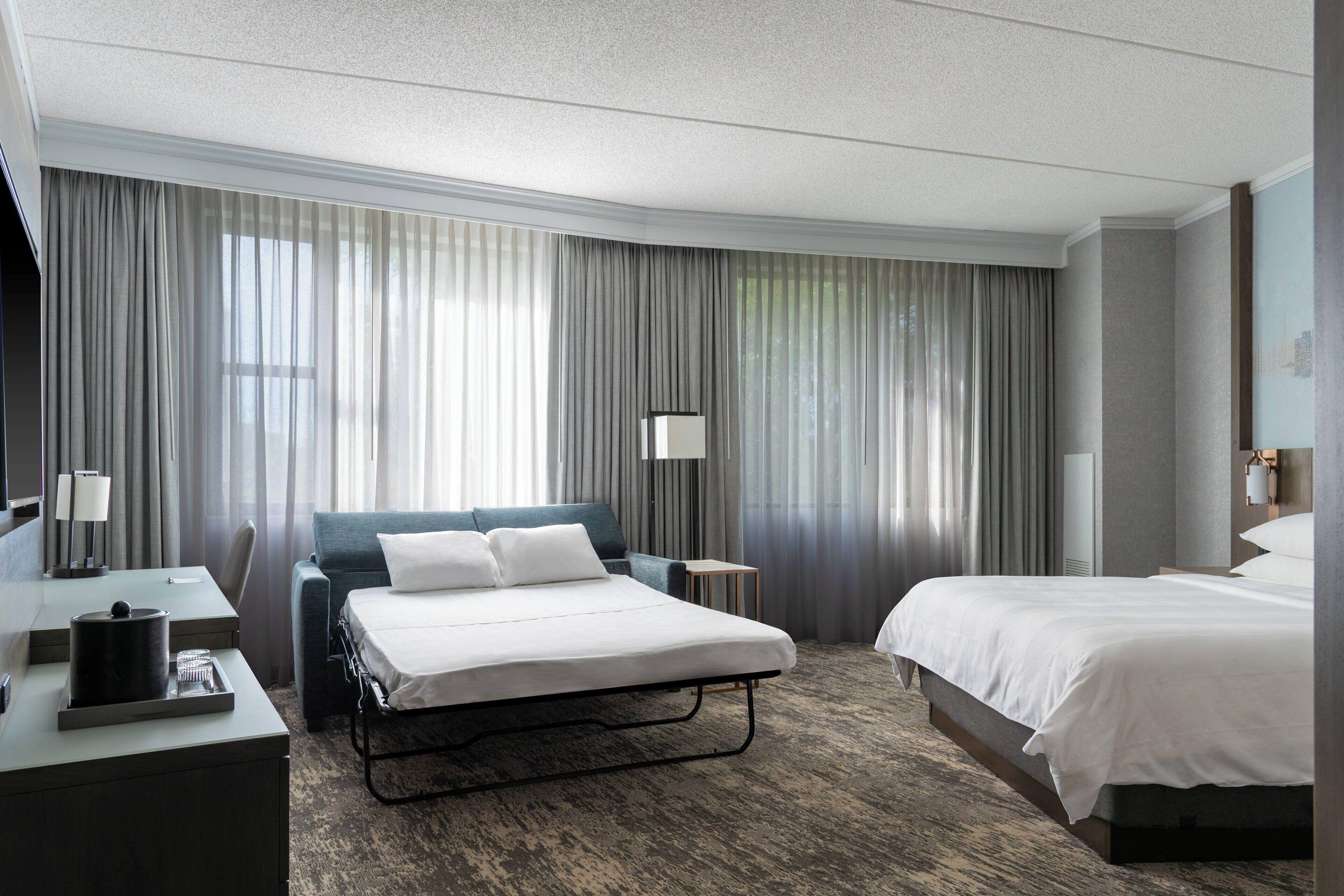 One-Bedroom King Suite,1614779227:JPEG