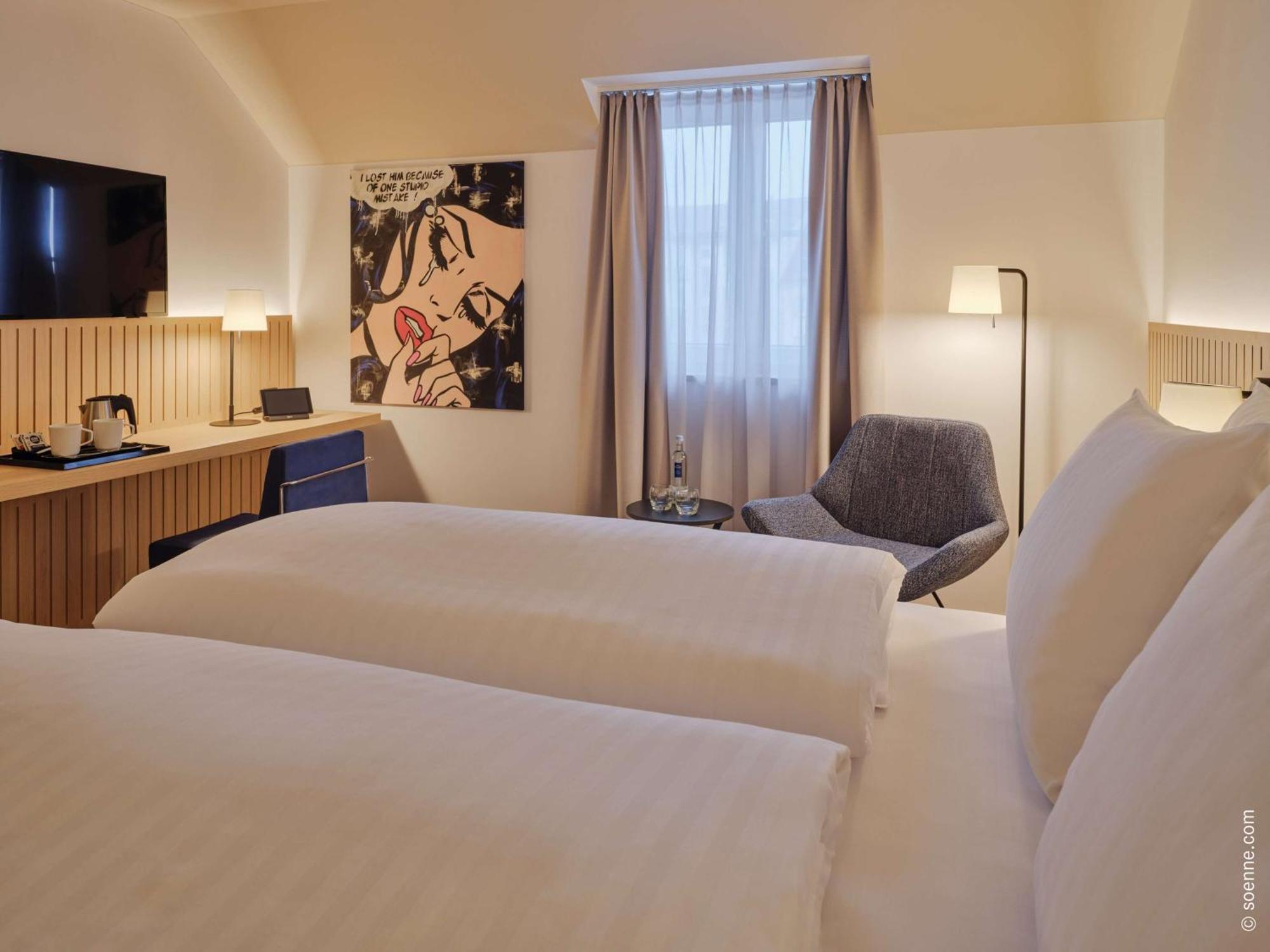 Comfort Room with King Bed,1706279452:JPEG