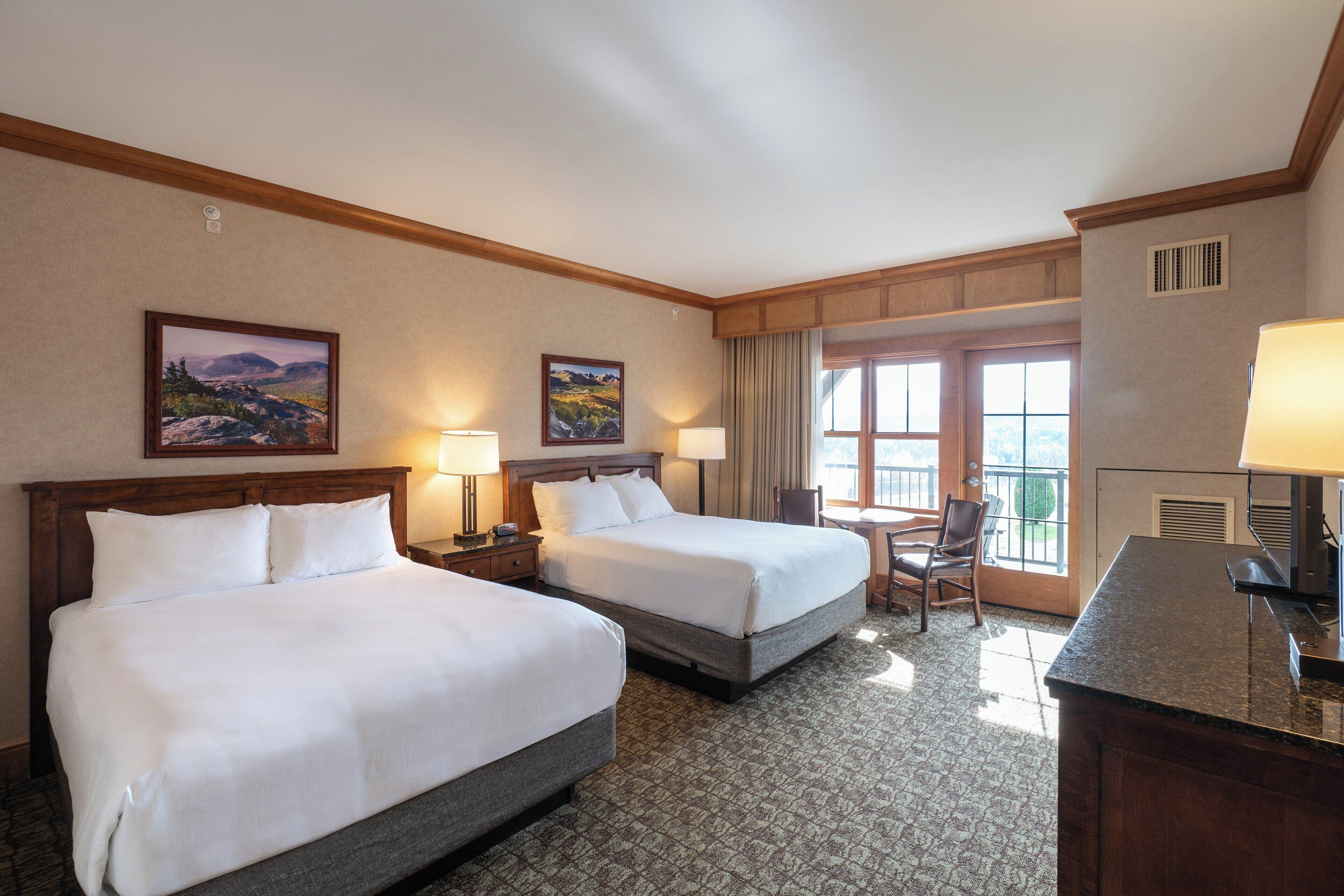 Deluxe Queen Room