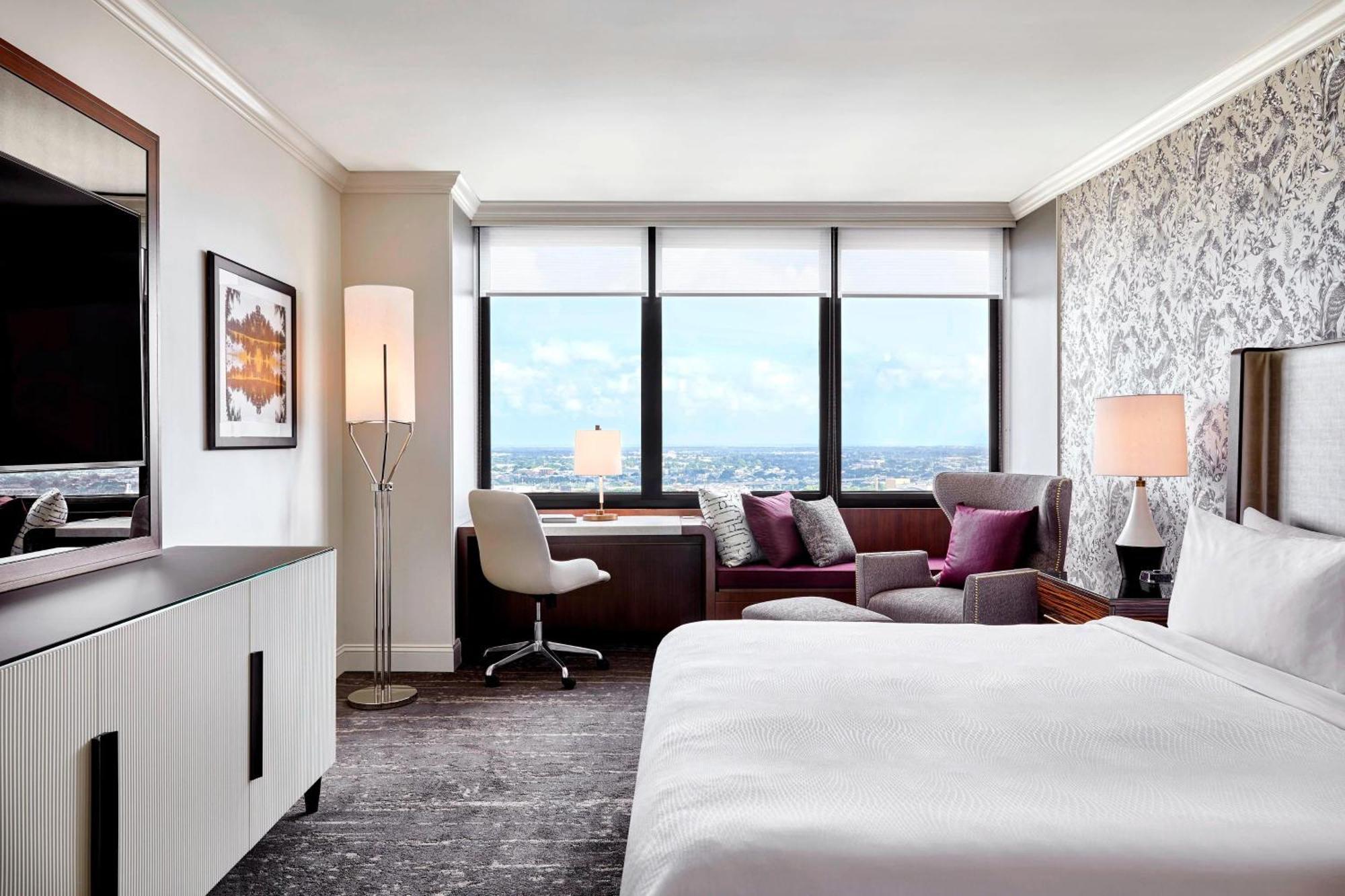 King or Double Room - Concierge Level,1633684315:JPEG