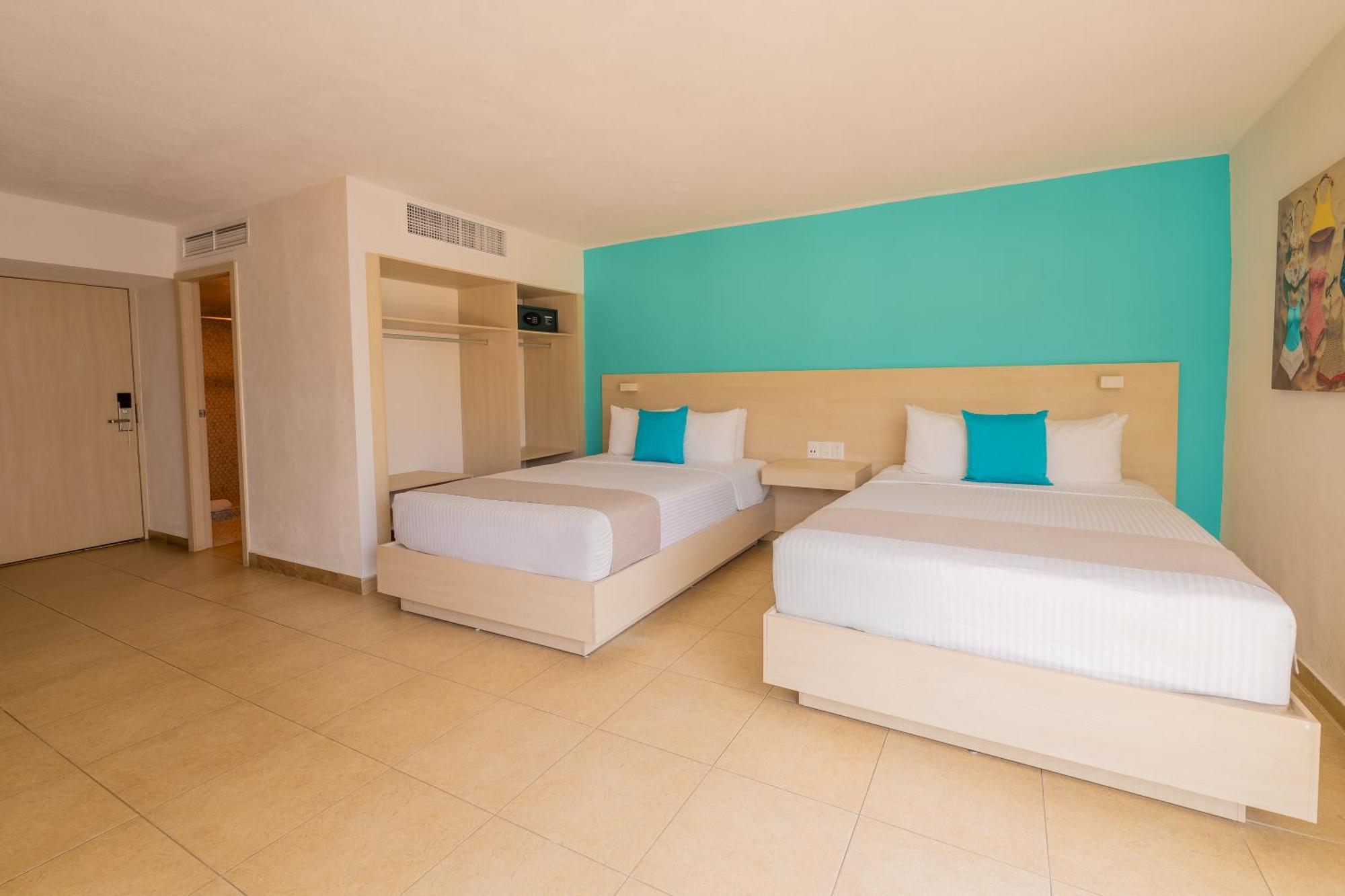 Habitación Estándar Confort con vistas parciales al mar
