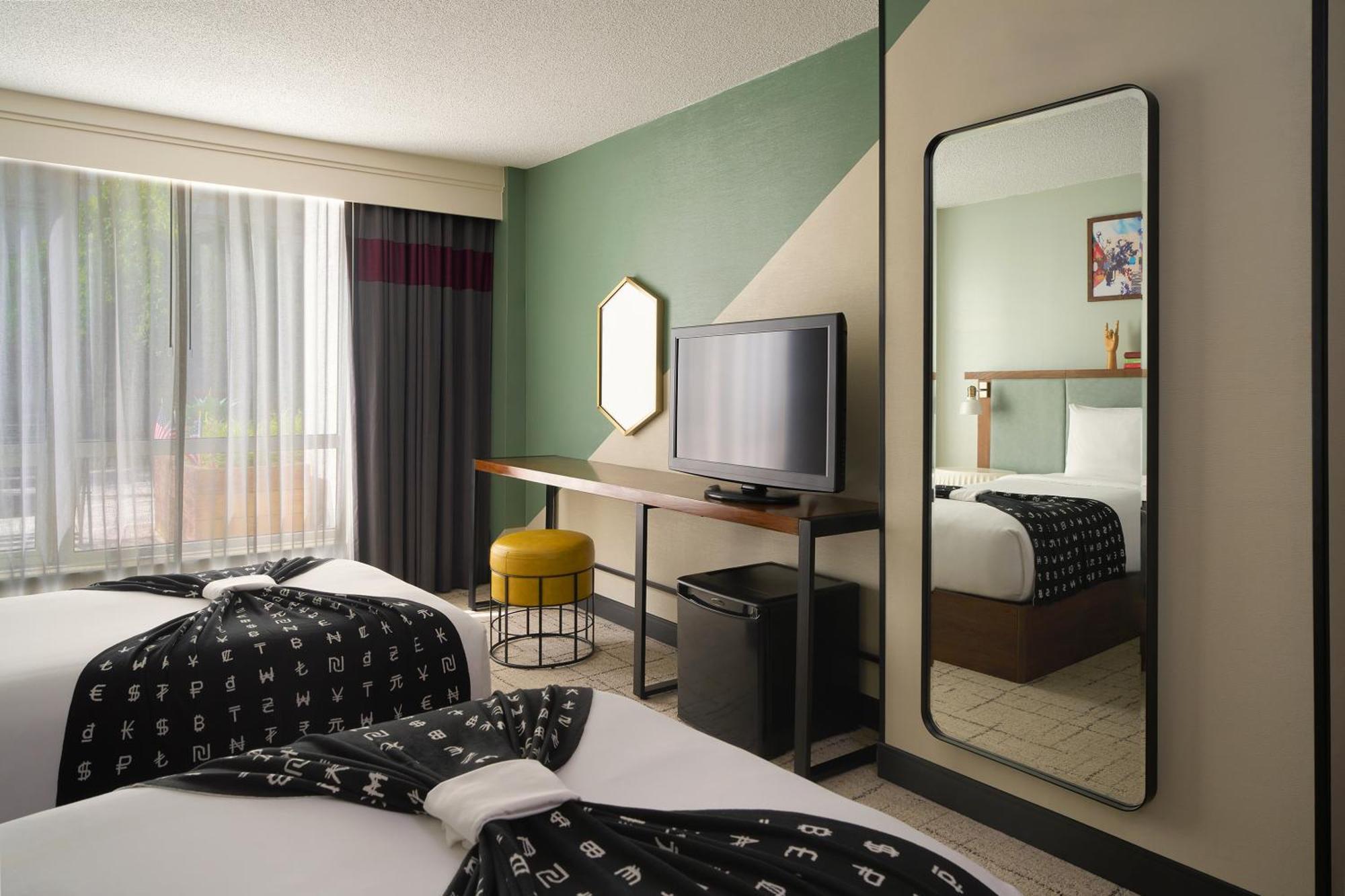 Superior Twin Room