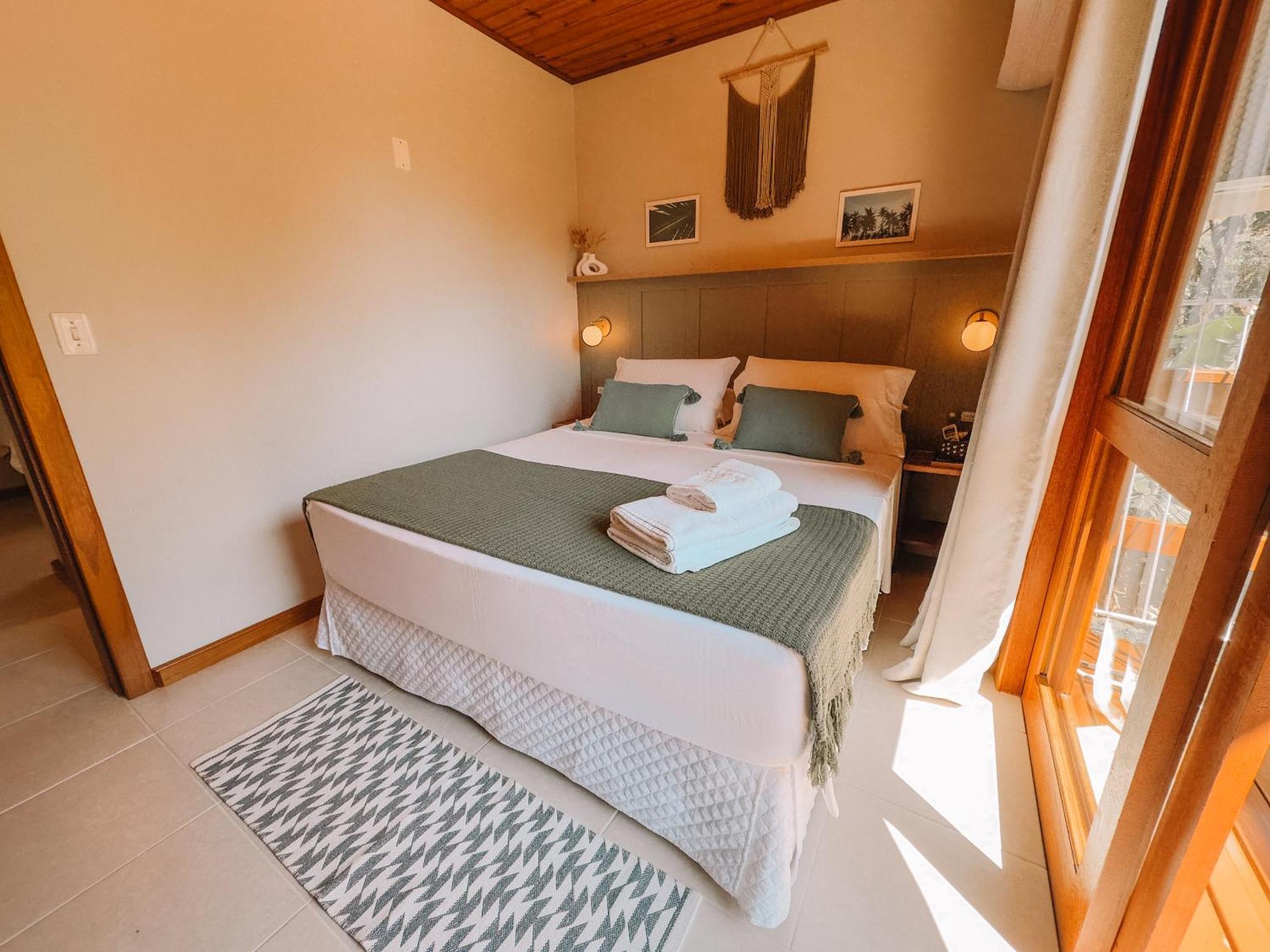 Quarto Superior com Cama de Casal ou 2 de Solteiro