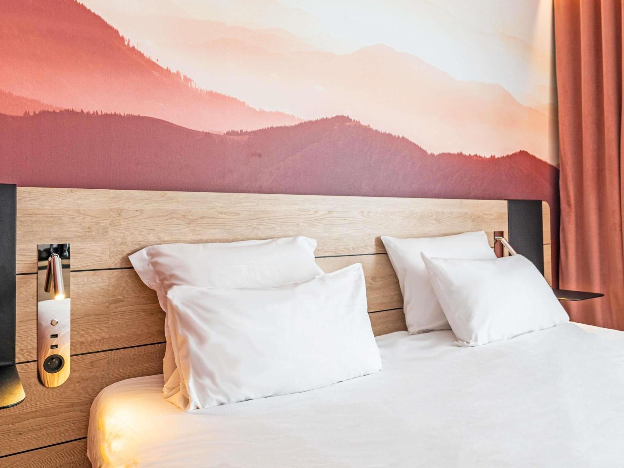 Chambre Lit Queen-Size Supérieure avec Canapé