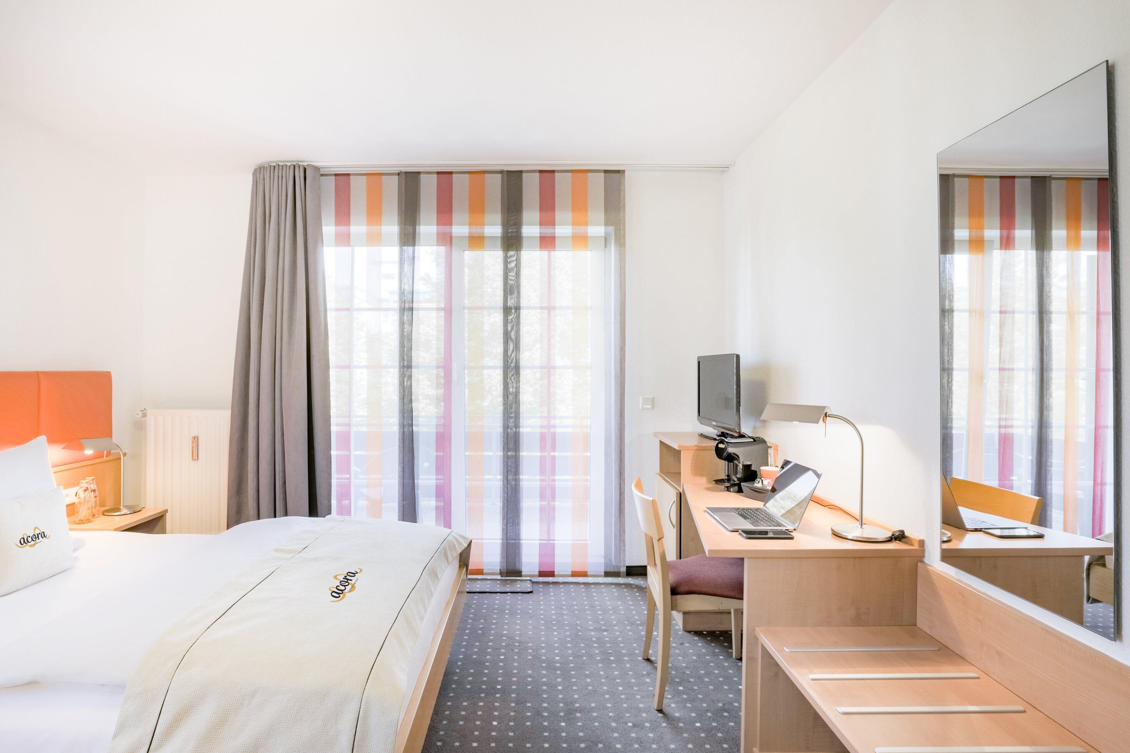 Single Room,1498595071:JPEG