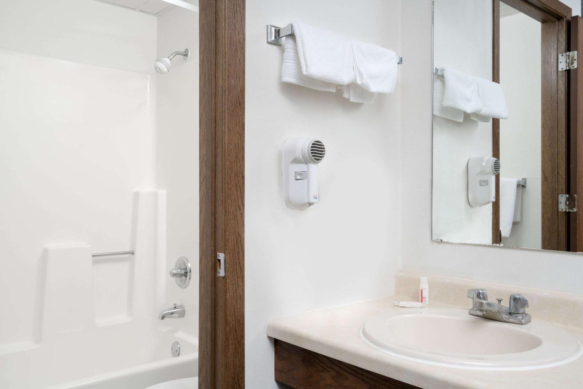 Double Room - Non-Smoking