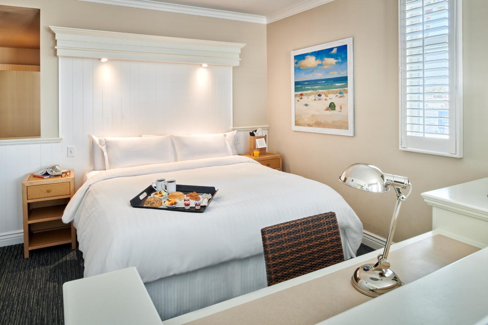 Partial Ocean View  Suite