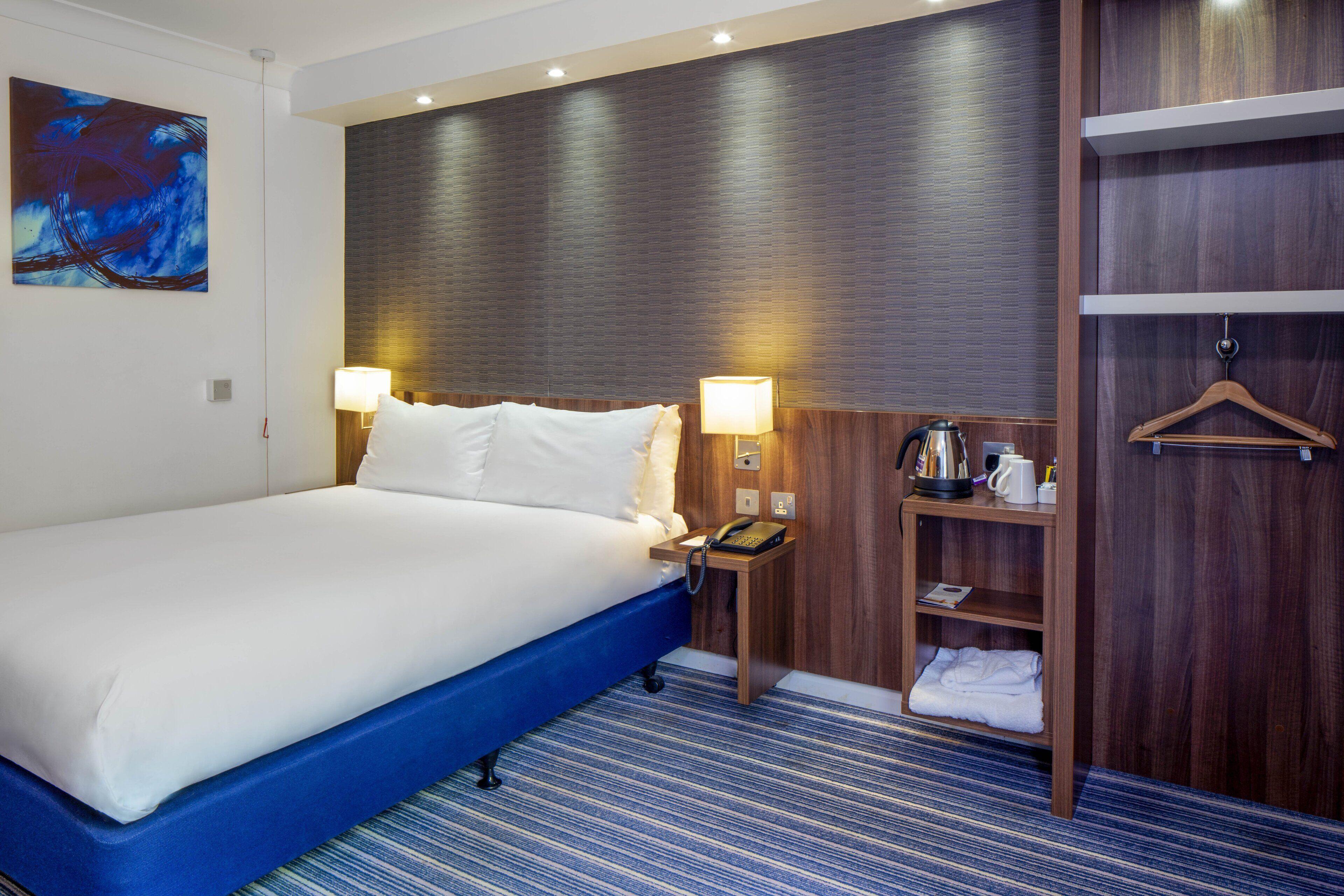 Double Room with Free Hot Breakfast - Accessible,1263294496:JPEG