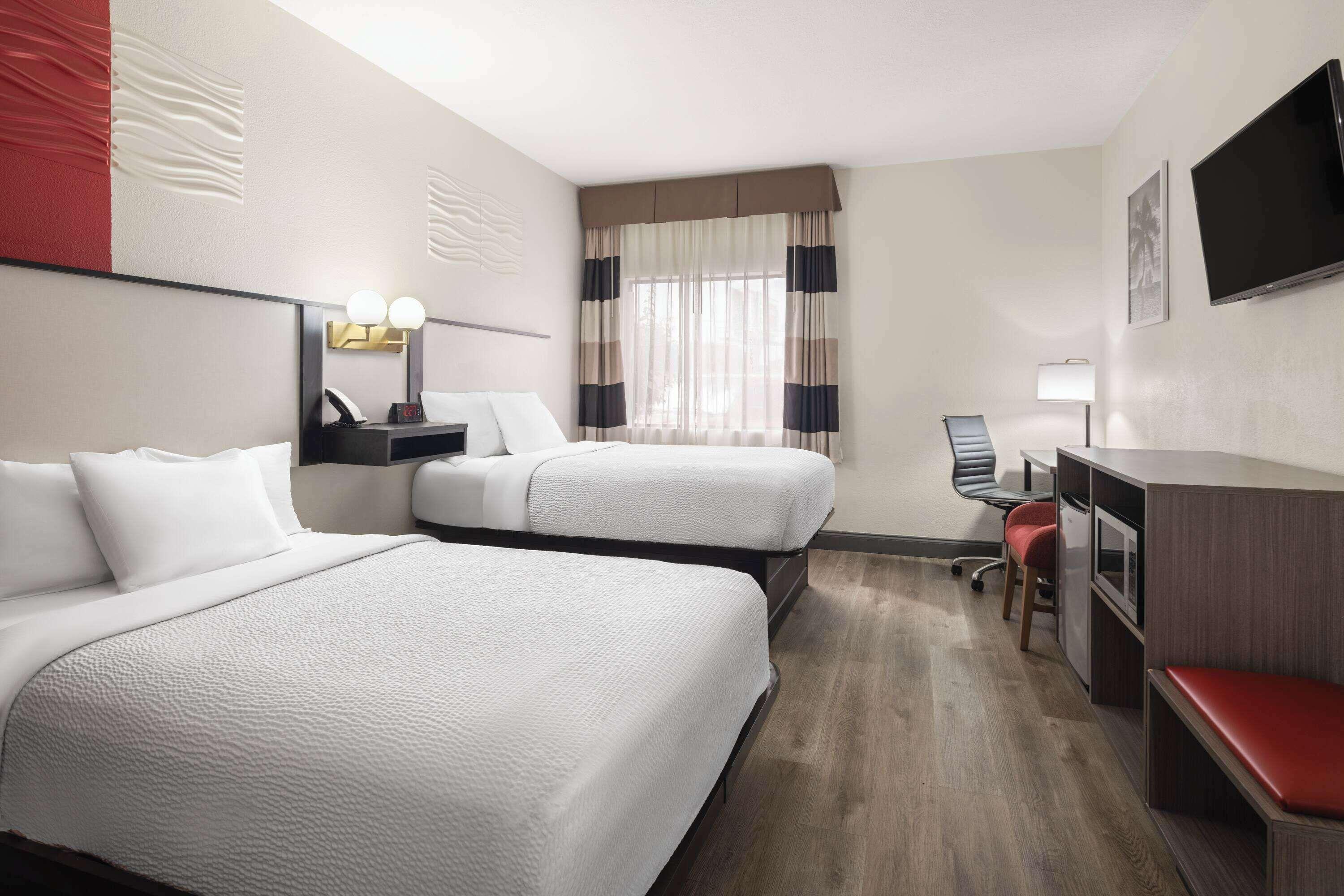 2 Double Bed, Mobility Accessible Room, Non-Smoking