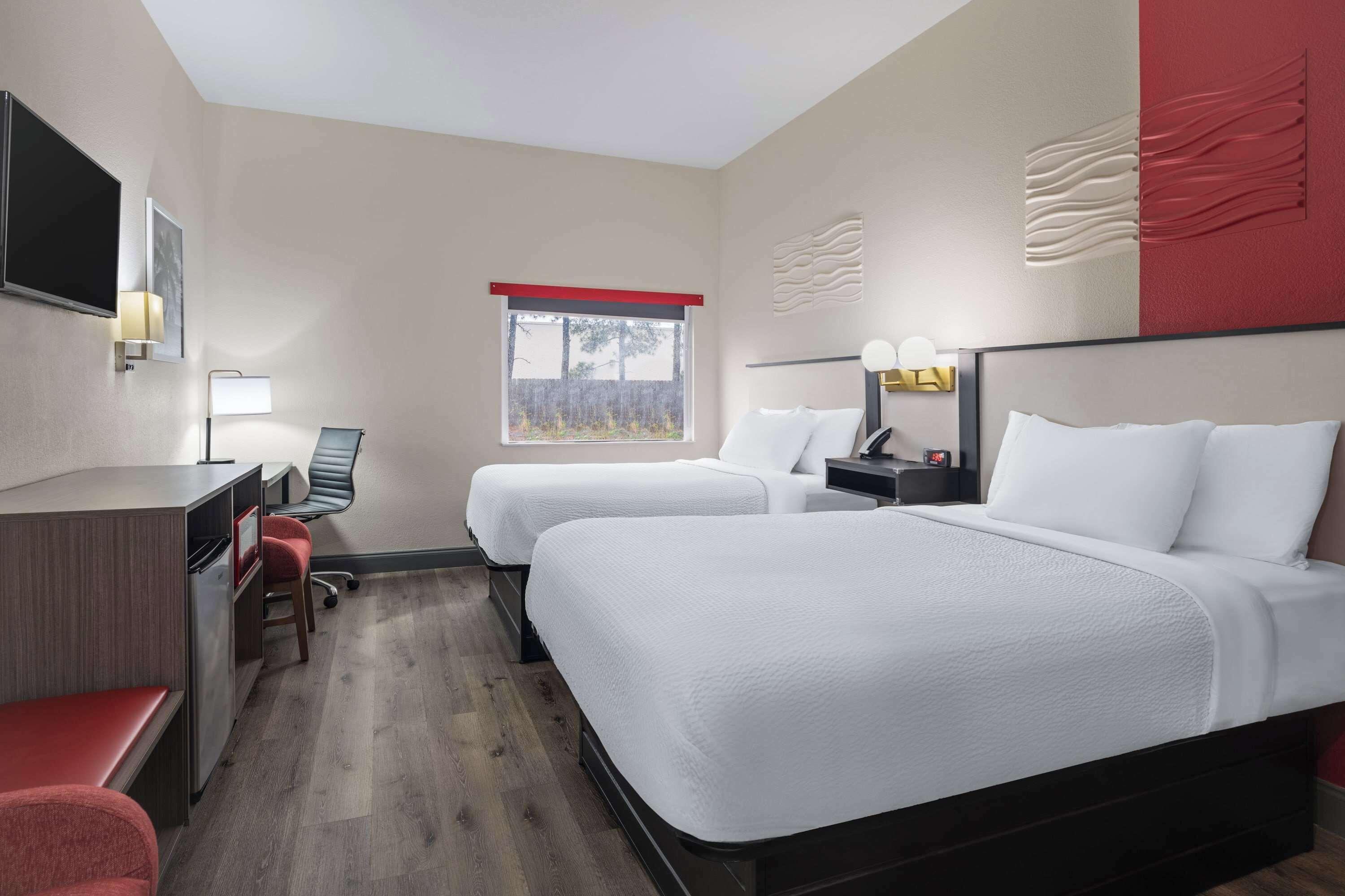 Double Room with Two Double Beds - Non-Smoking