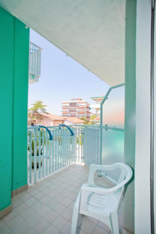 Einzelzimmer mit Balkon