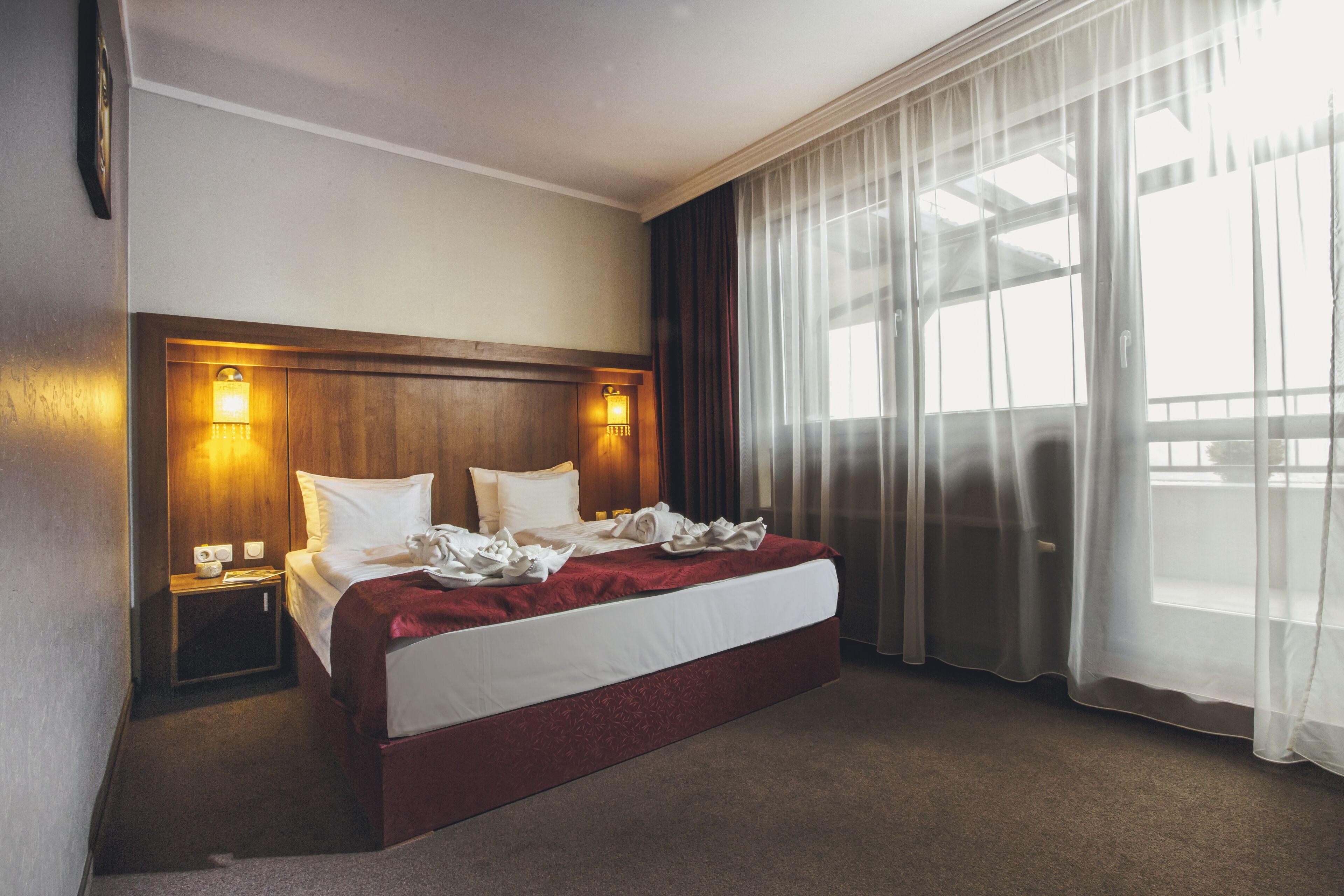 Standard Suite with Balcony,379752394:JPEG
