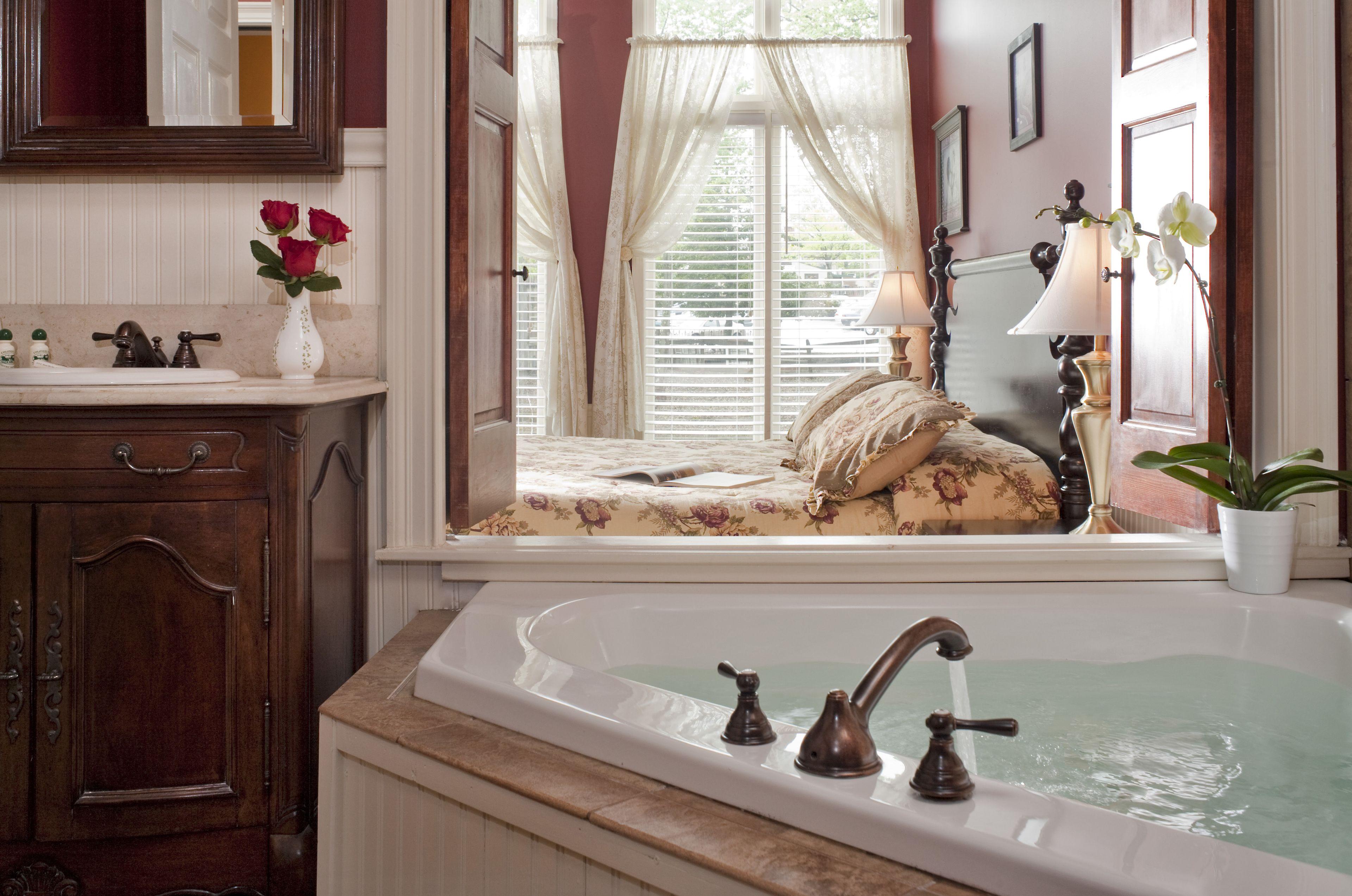 King Room with Lake View