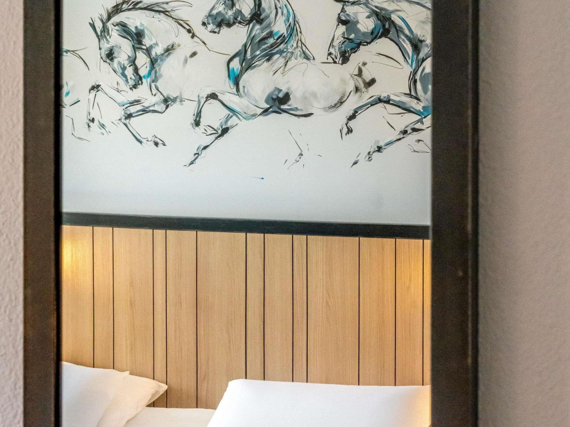 Chambre Lit Queen-Size Classique - Vue sur Fleuve