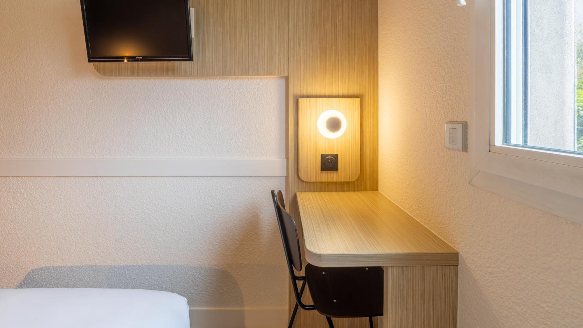 Chambre Standard - 1 Lit Queen-Size