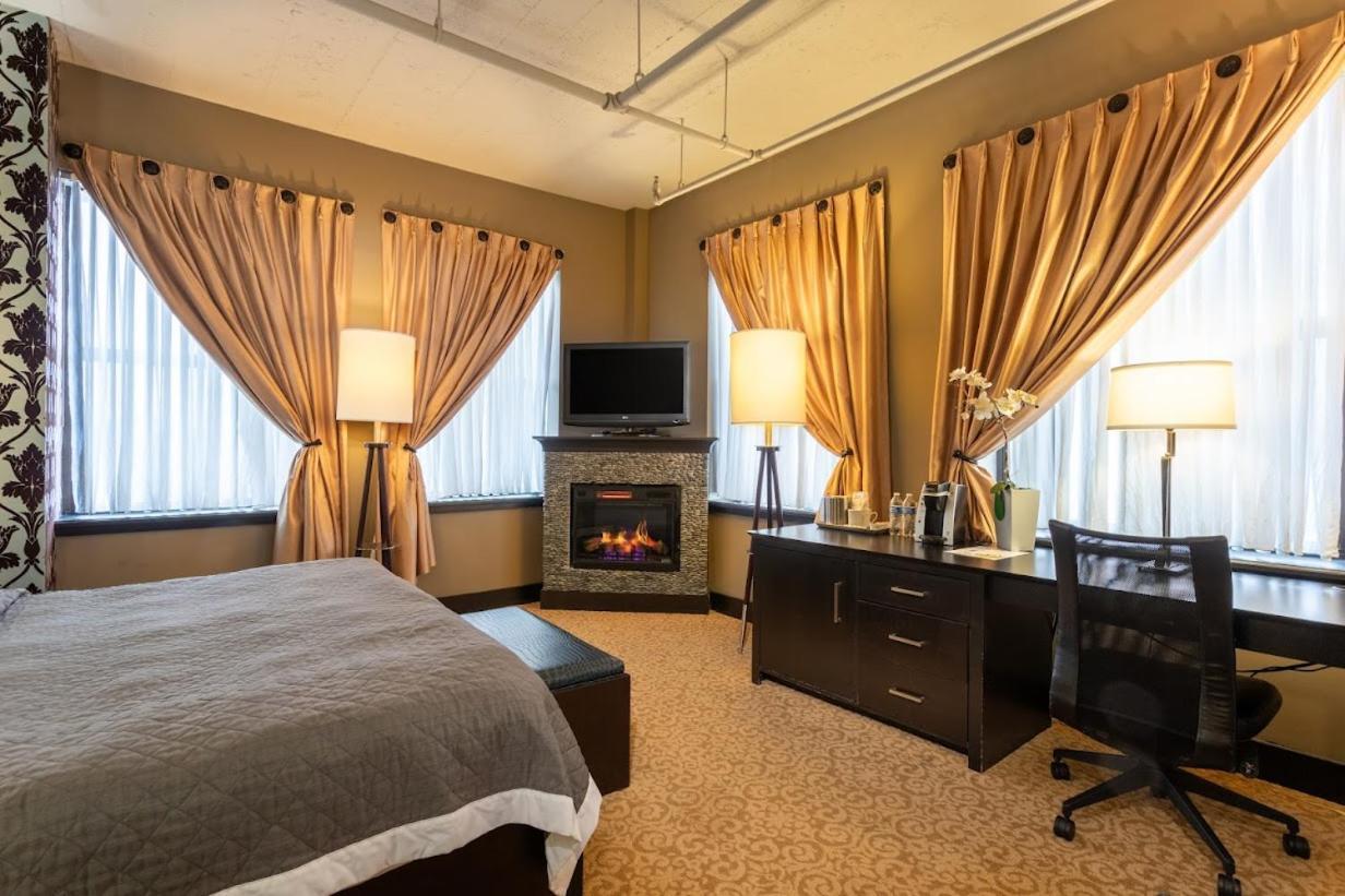 King Room - Accessible/Non-Smoking