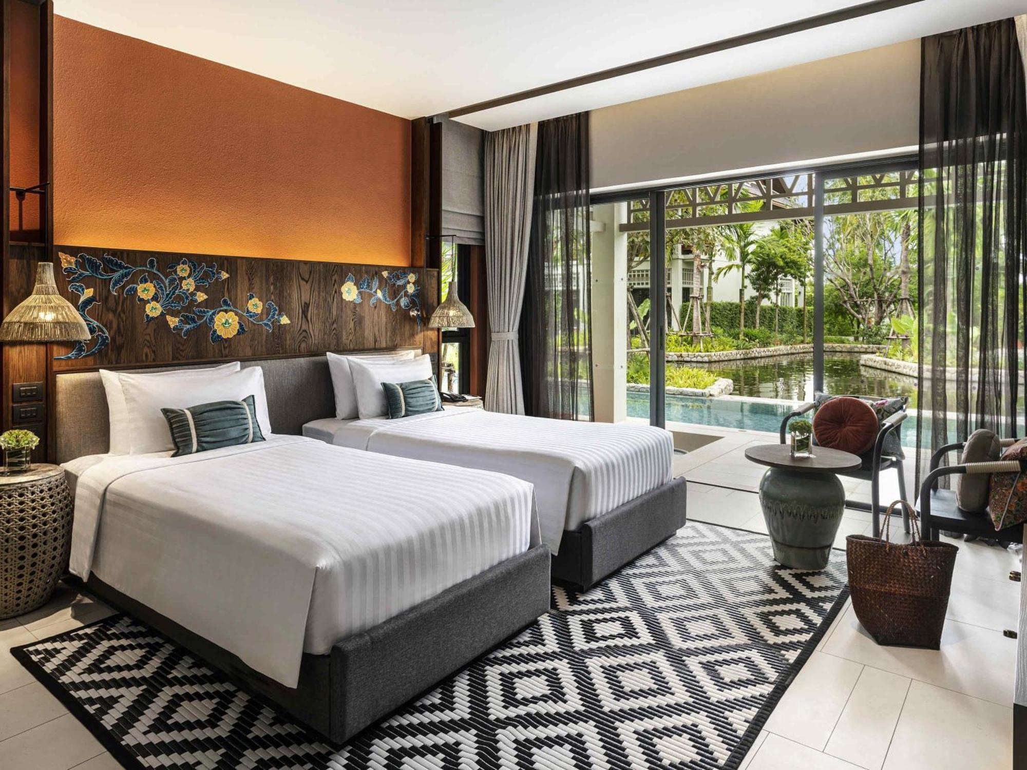 Deluxe Twin Room with Pool Access,1765621958:JPEG