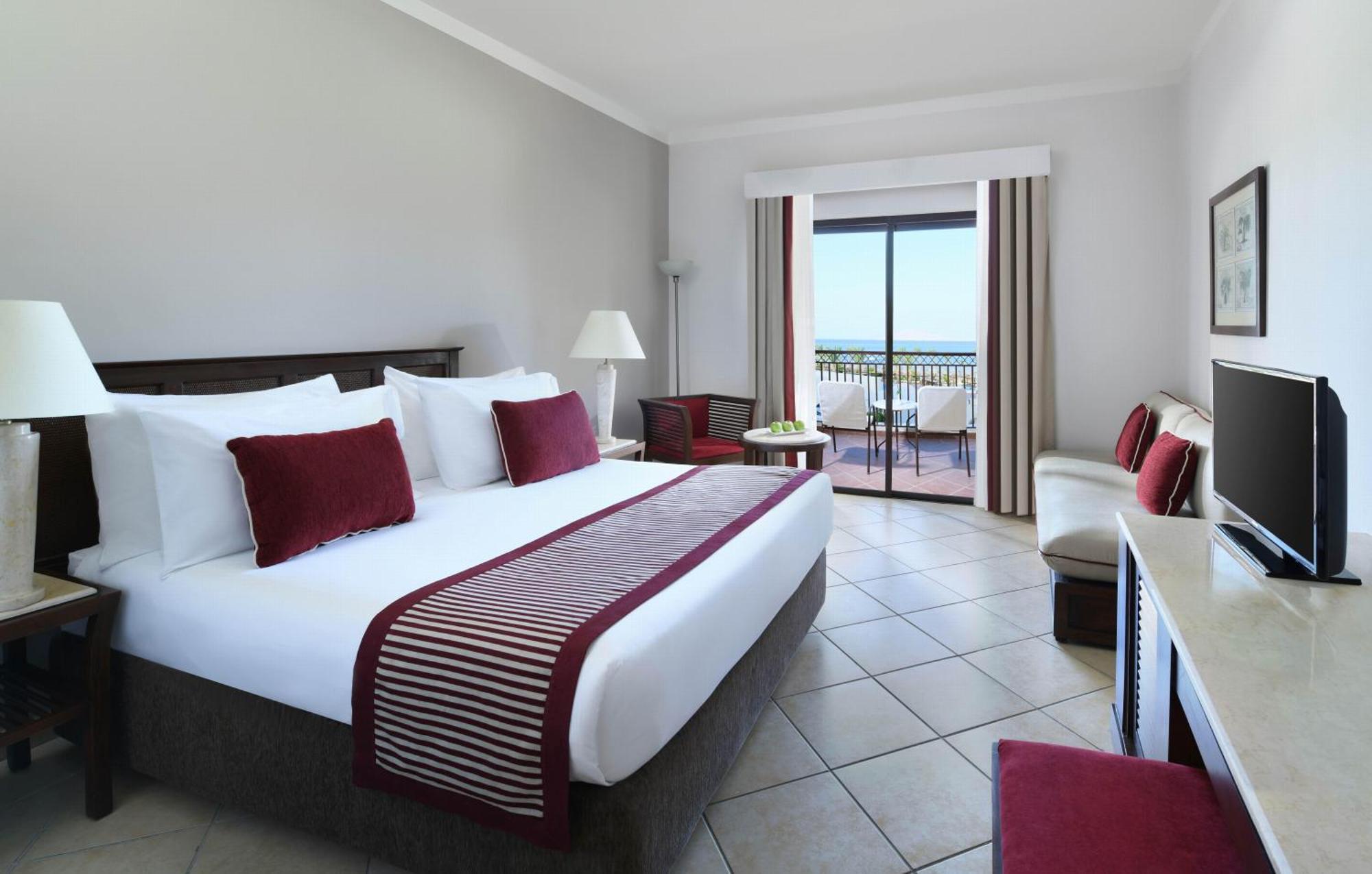 Superior Queen or Twin Beds Sea View,1722897488:JPEG