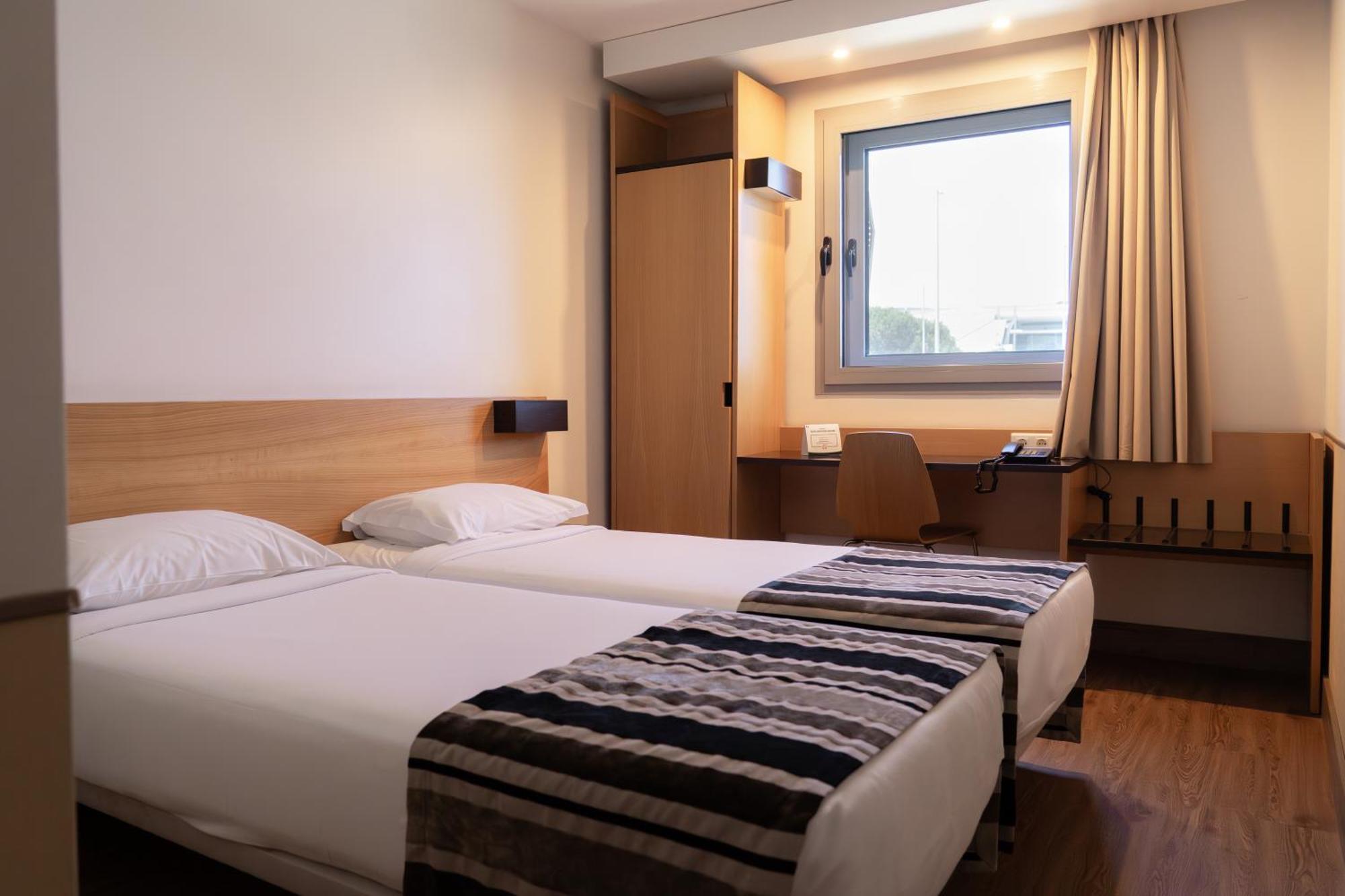 Quarto Twin Standard