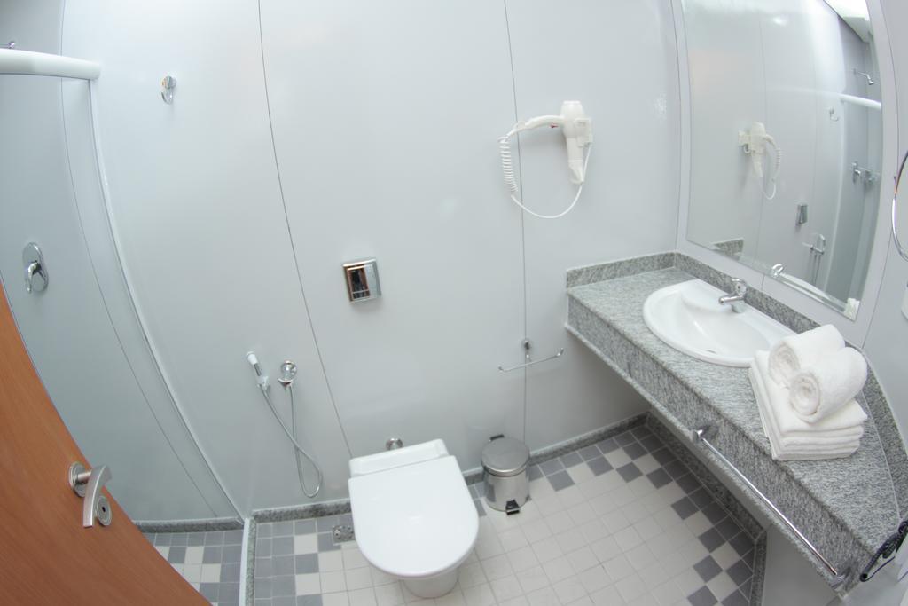 Quarto Duplo Standard