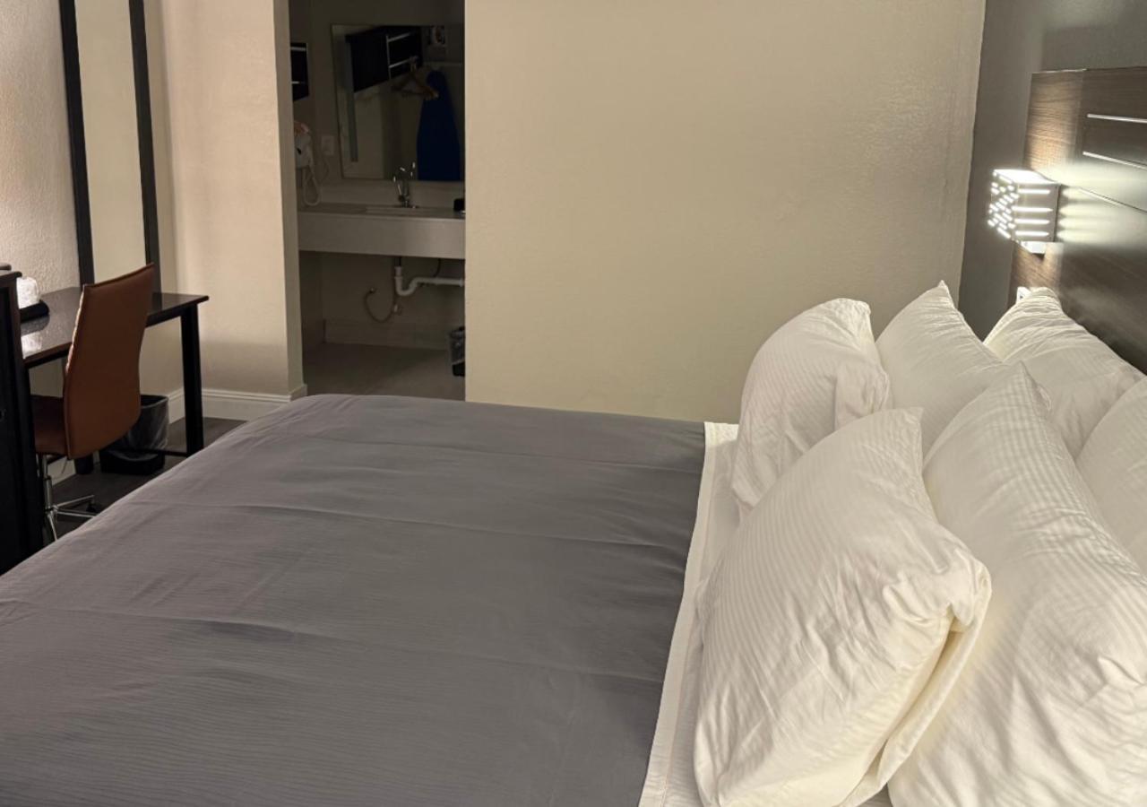 King Room - Disability Access