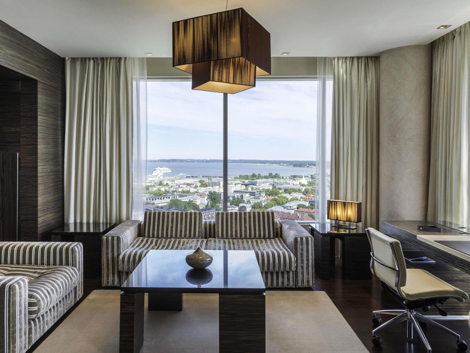 Suite met 1 Slaapkamer en Uitzicht op Zee