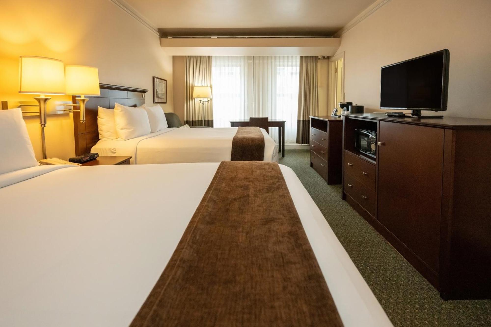 Deluxe Room with Two Double Beds