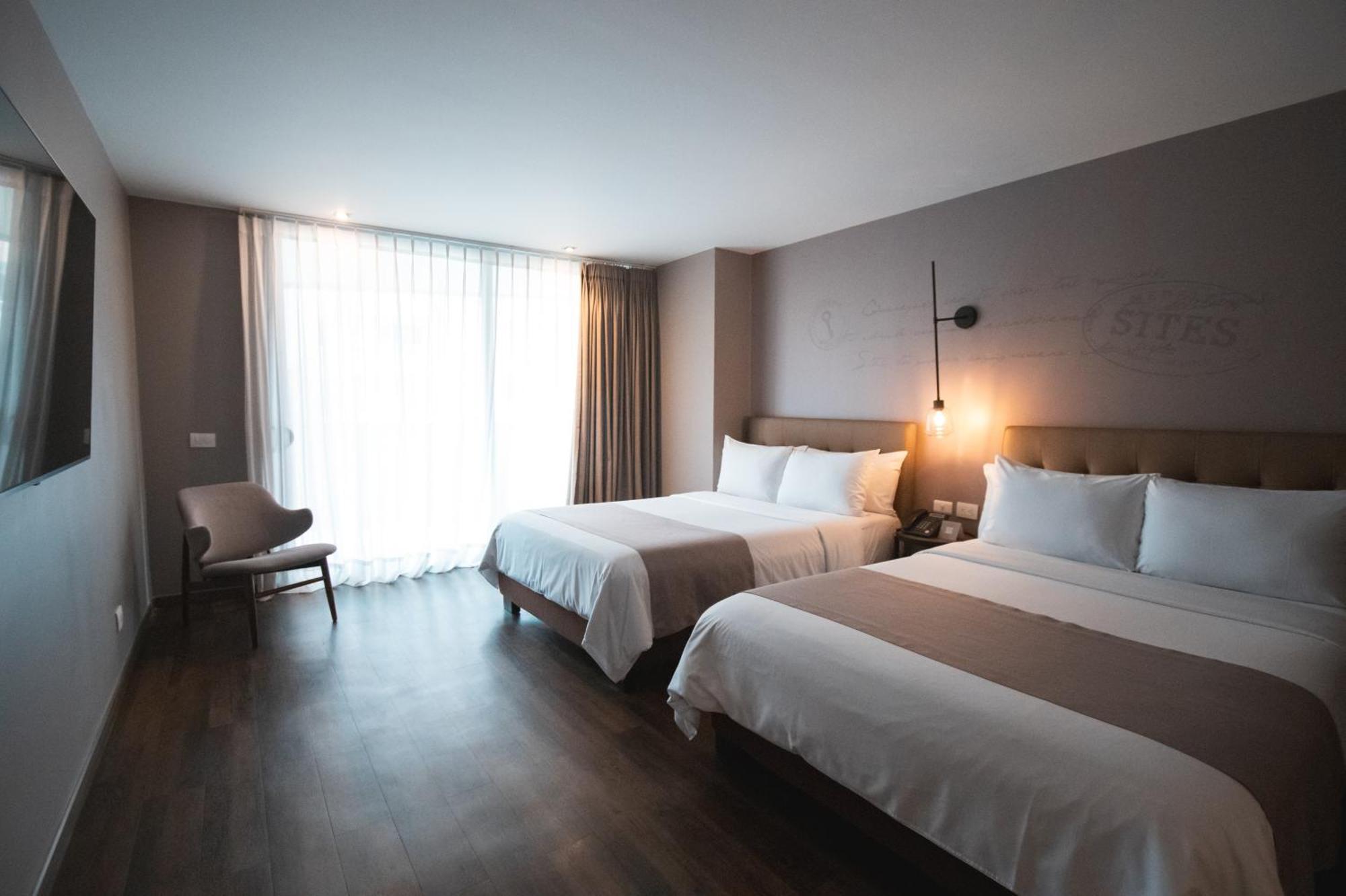 Deluxe Queen Room with Two Queen Beds