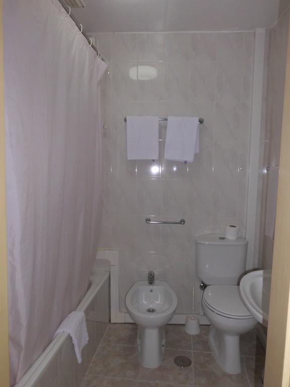 Quarto Triplo Econômico