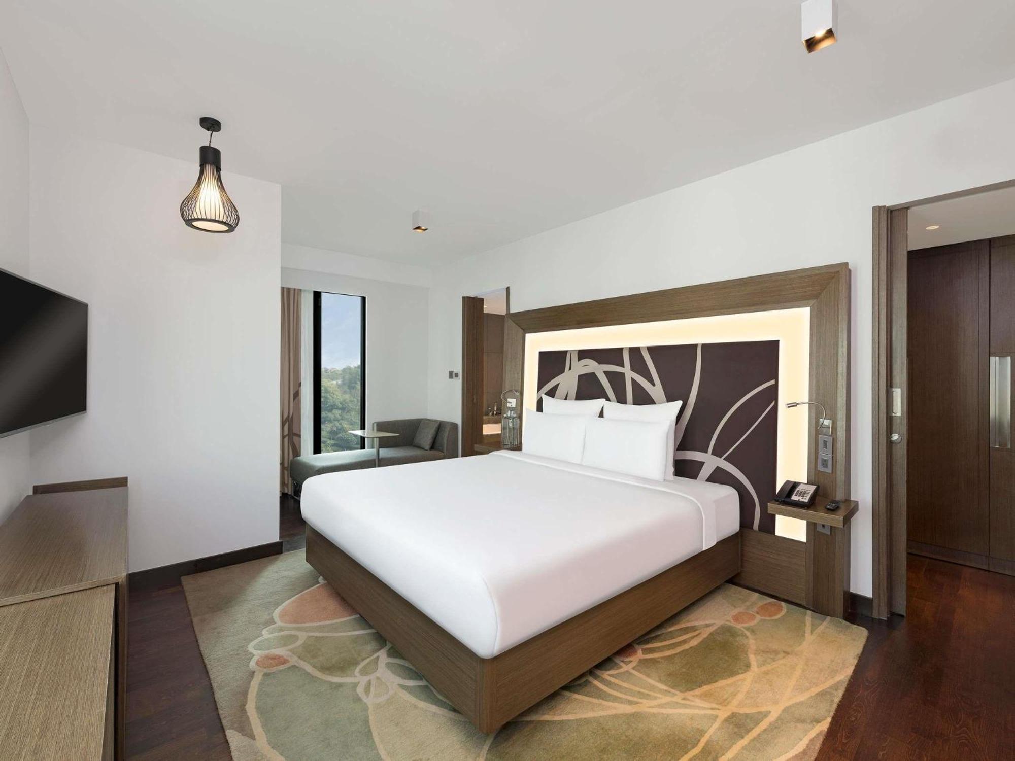Superior Suite -2 Way Airport Transfers, Lounge Access, 20% off on F&B and Laundry,1739466939:JPEG