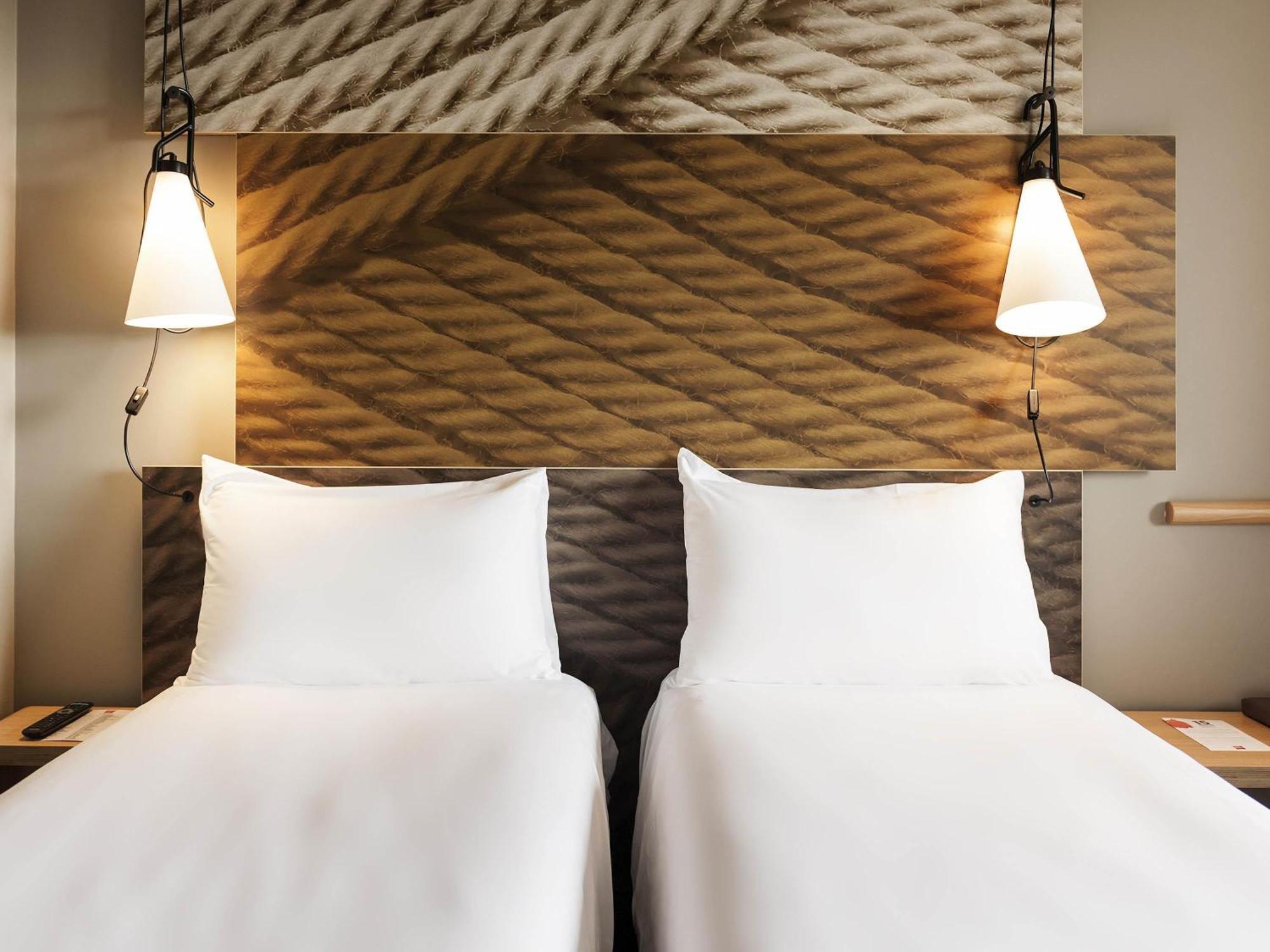 Standaard Kamer met 1 Tweepersoonsbed of 2 Aparte Bedden