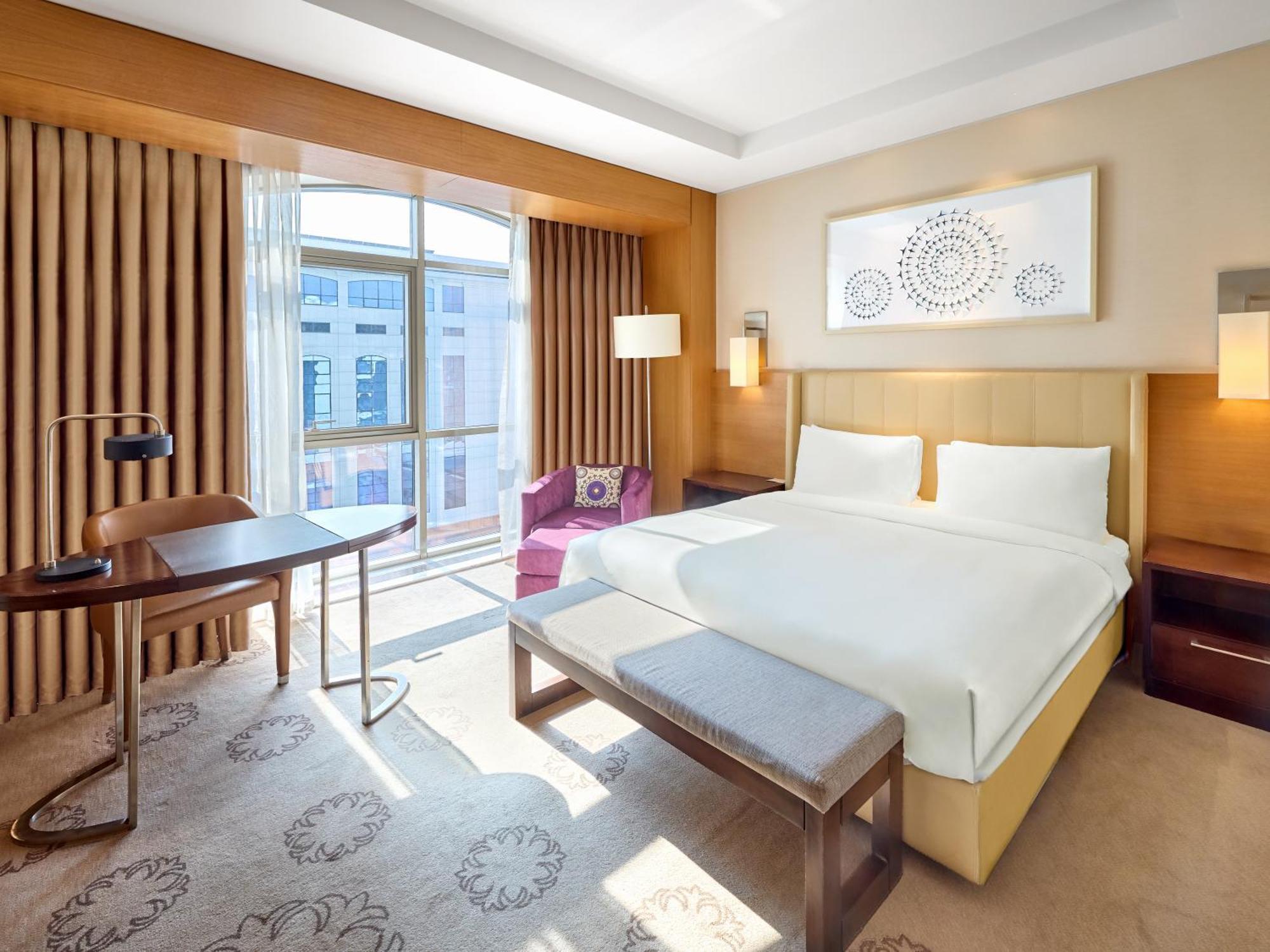 Club Deluxe King Room,1765954184:JPEG