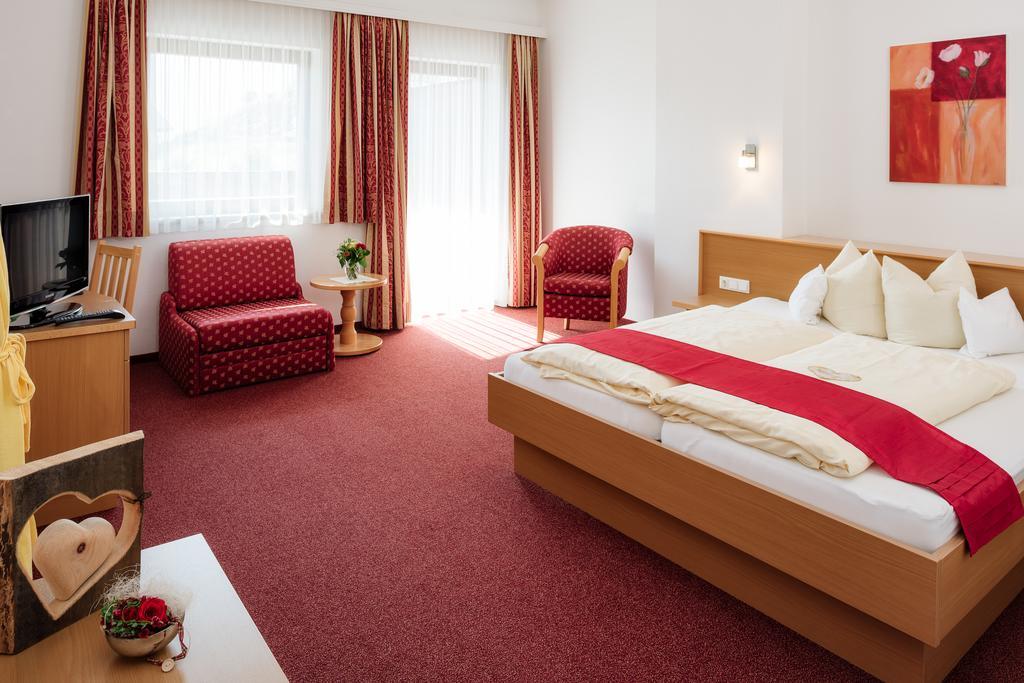 Doppelzimmer mit privatem Balkon