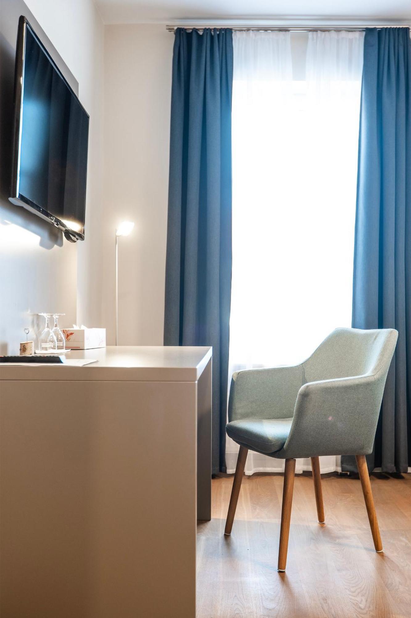 Double Room with Extra Bed,1735282061:JPEG