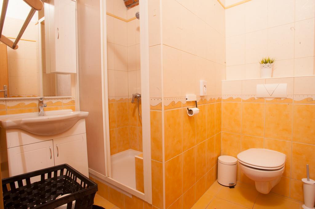 Quadruple Room,173917341:JPEG