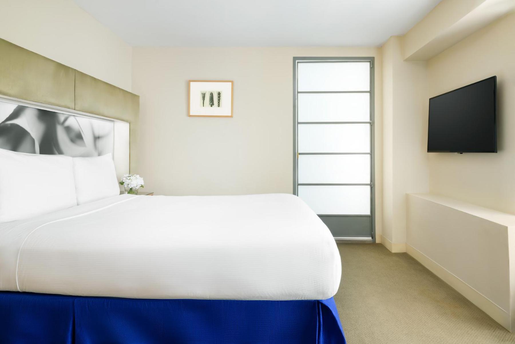 Deluxe Queen Room,1739370496:JPEG