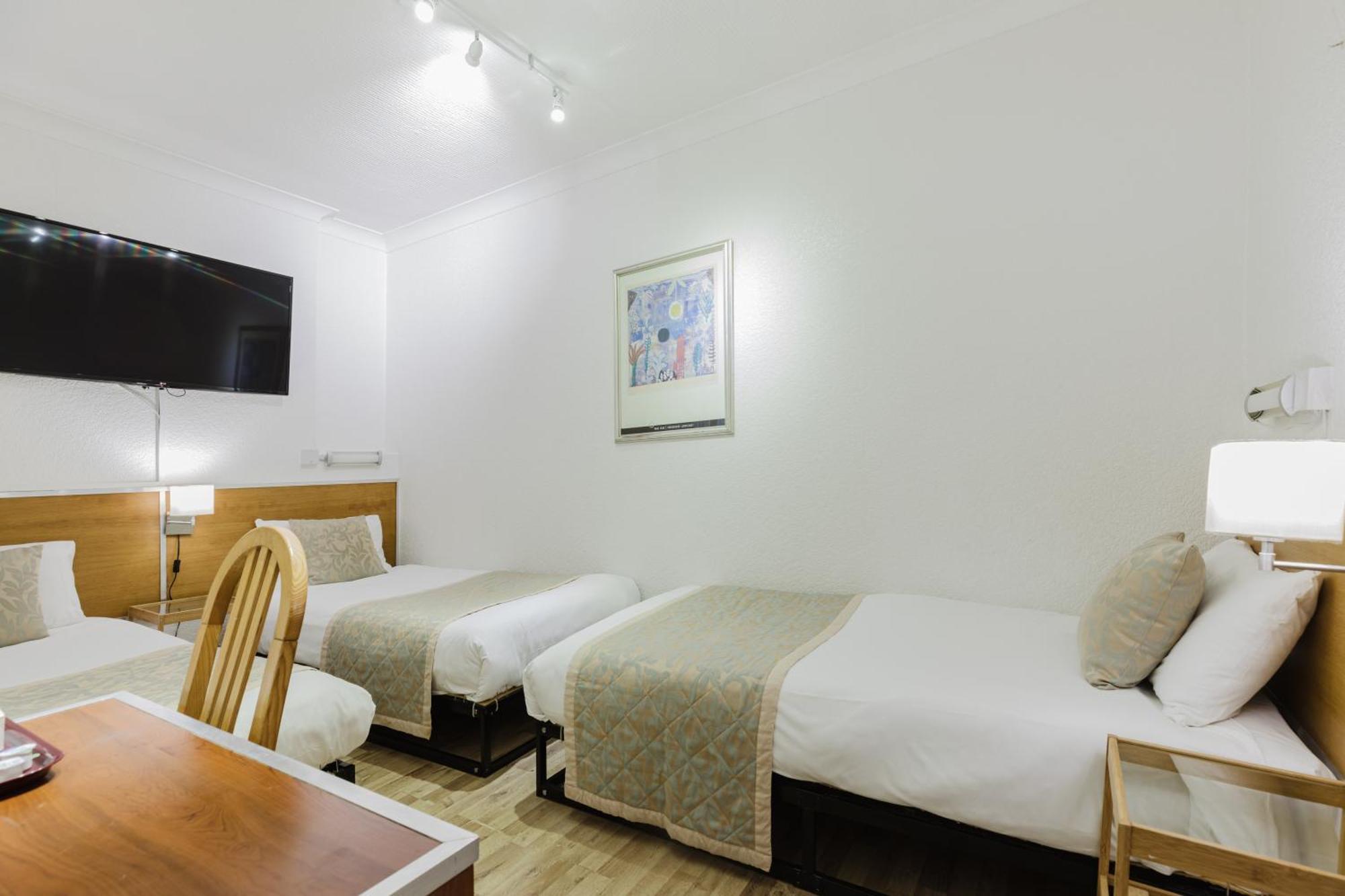 Standard Triple Room,1739404849:JPEG