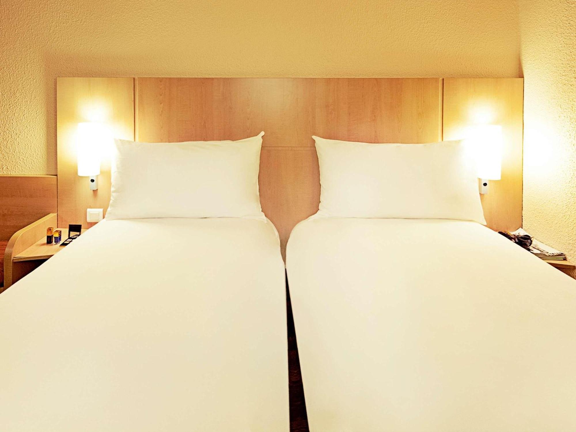 Standard Room Two Single Beds,1739511946:JPEG