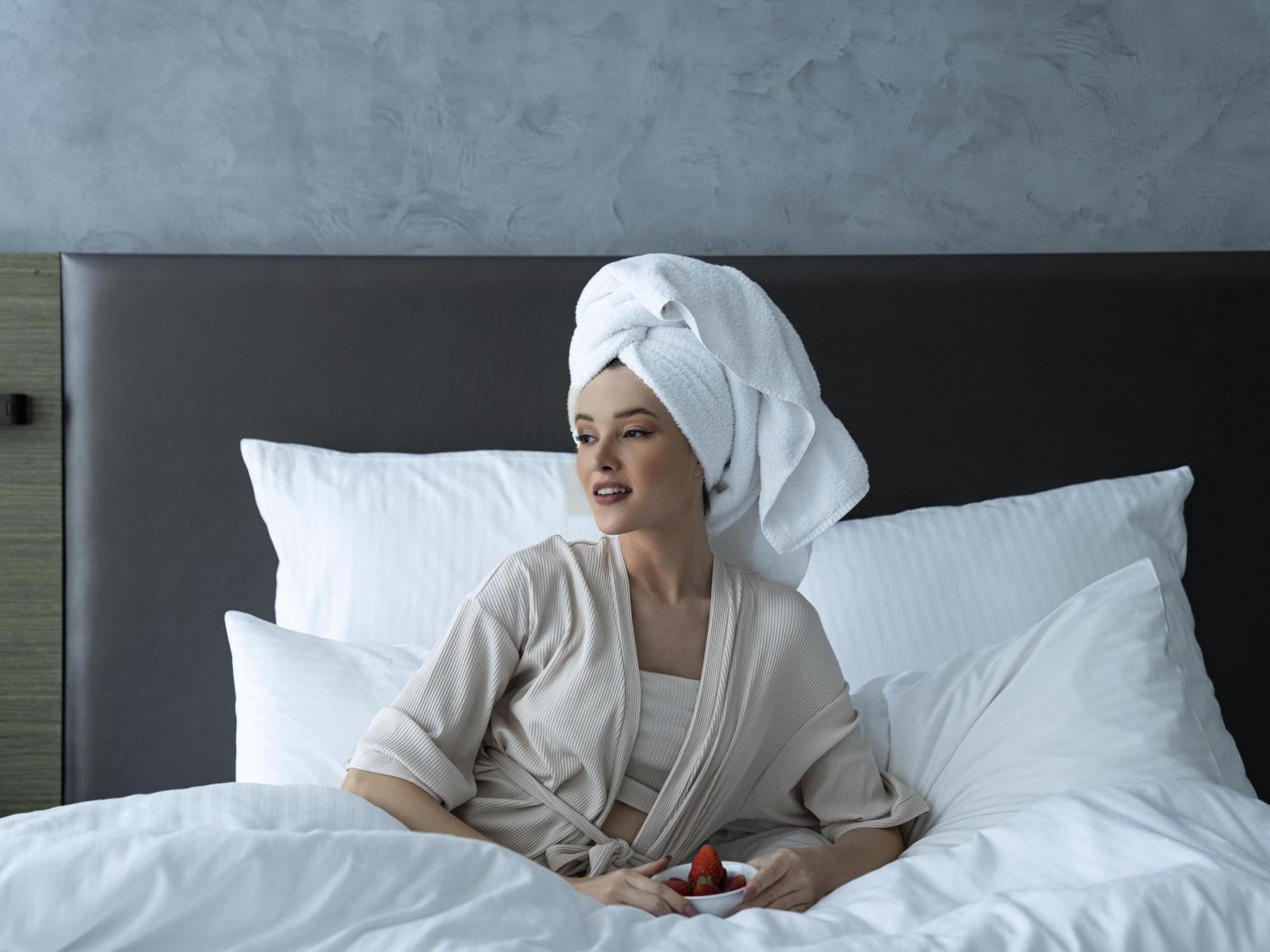 Superior Zimmer mit Kingsize-Bett und Stadtblick