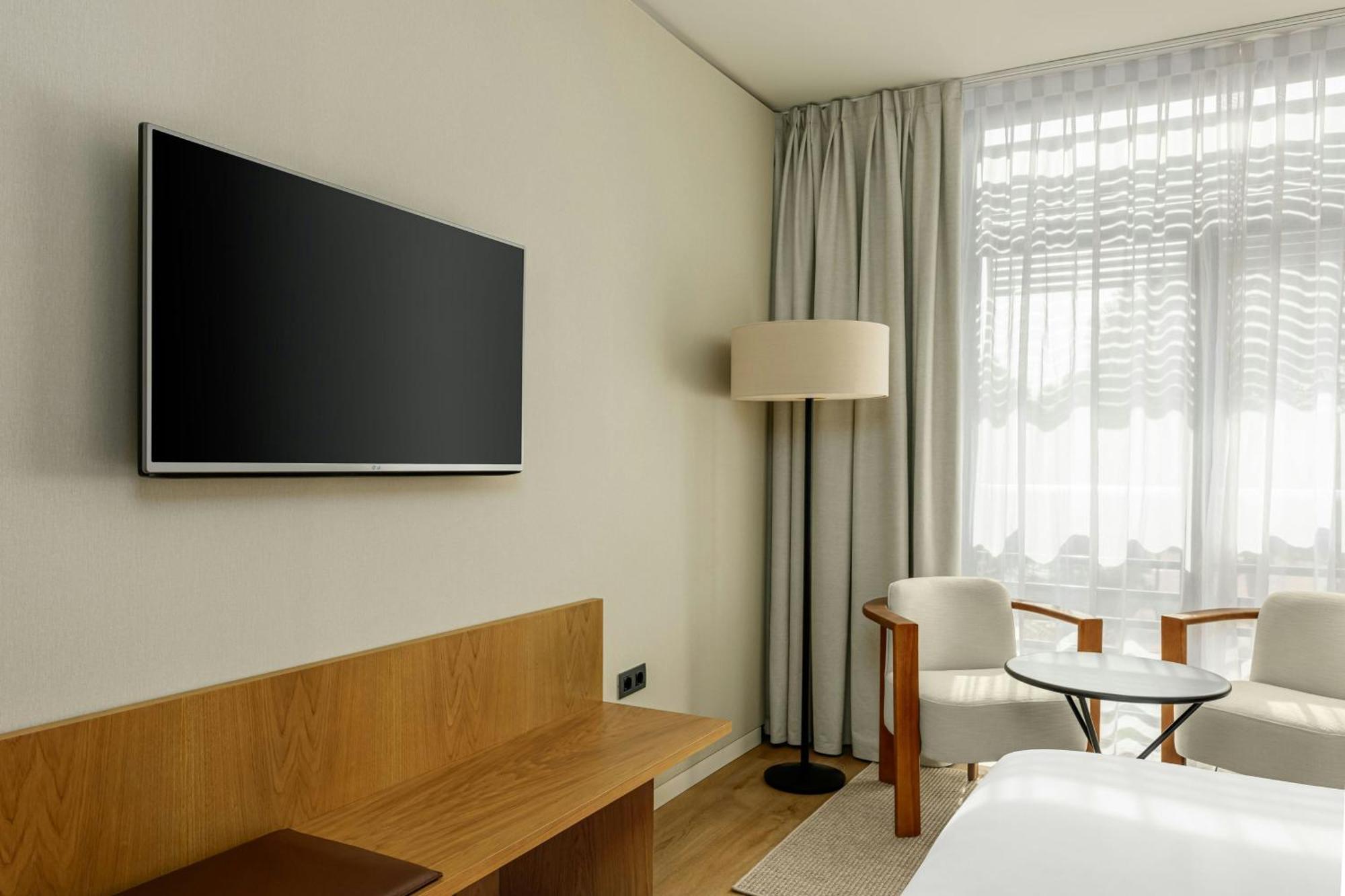 Standard King Room with Garden View,1742591666:JPEG